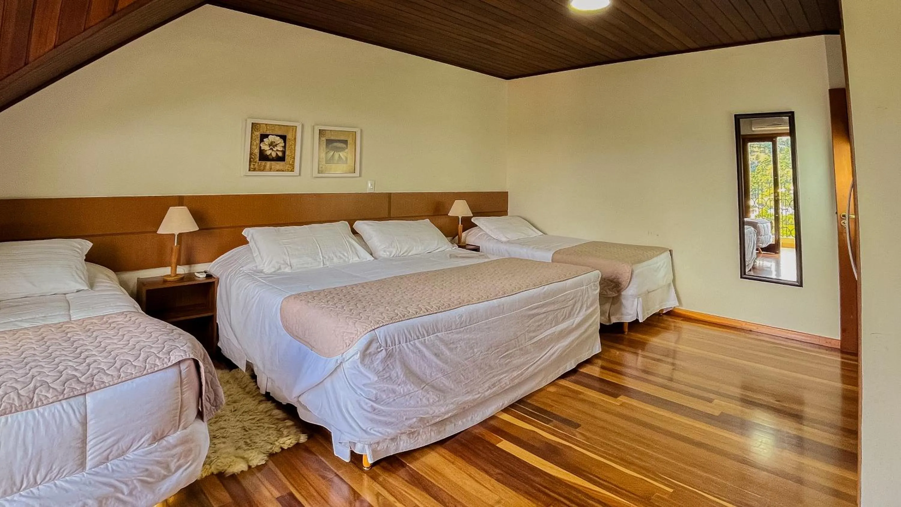 Bedroom, Bed in Pousada Victoria Villa By Nacional Inn - A 800 metros da Vila Capivari