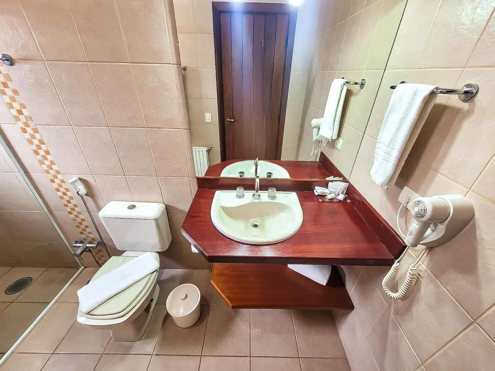 Bathroom in Pousada Victoria Villa By Nacional Inn - A 800 metros da Vila Capivari