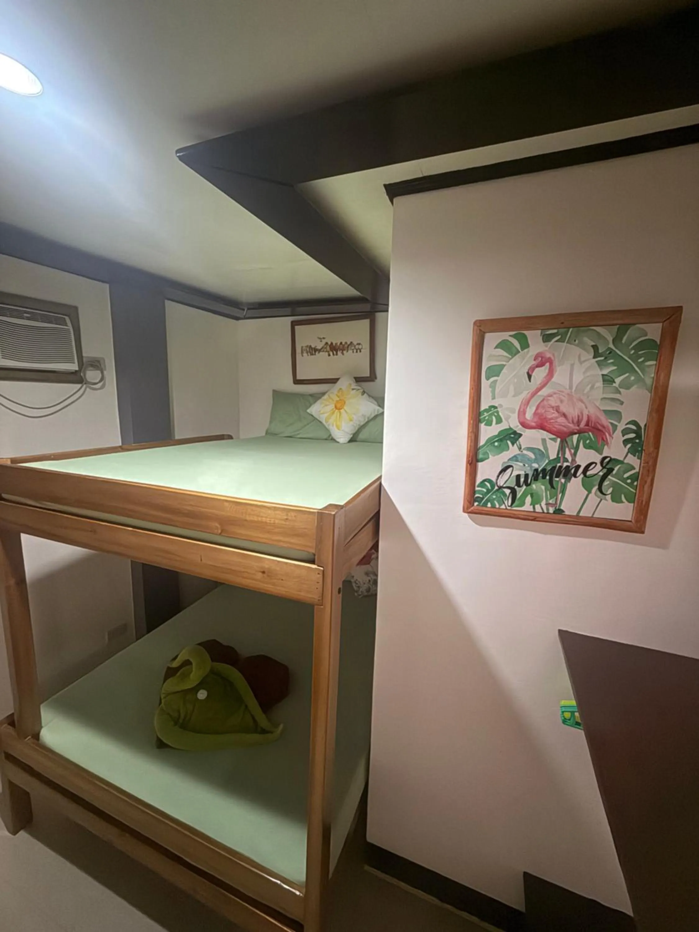 Bed in Lolo Bob's Bed And Breakfast