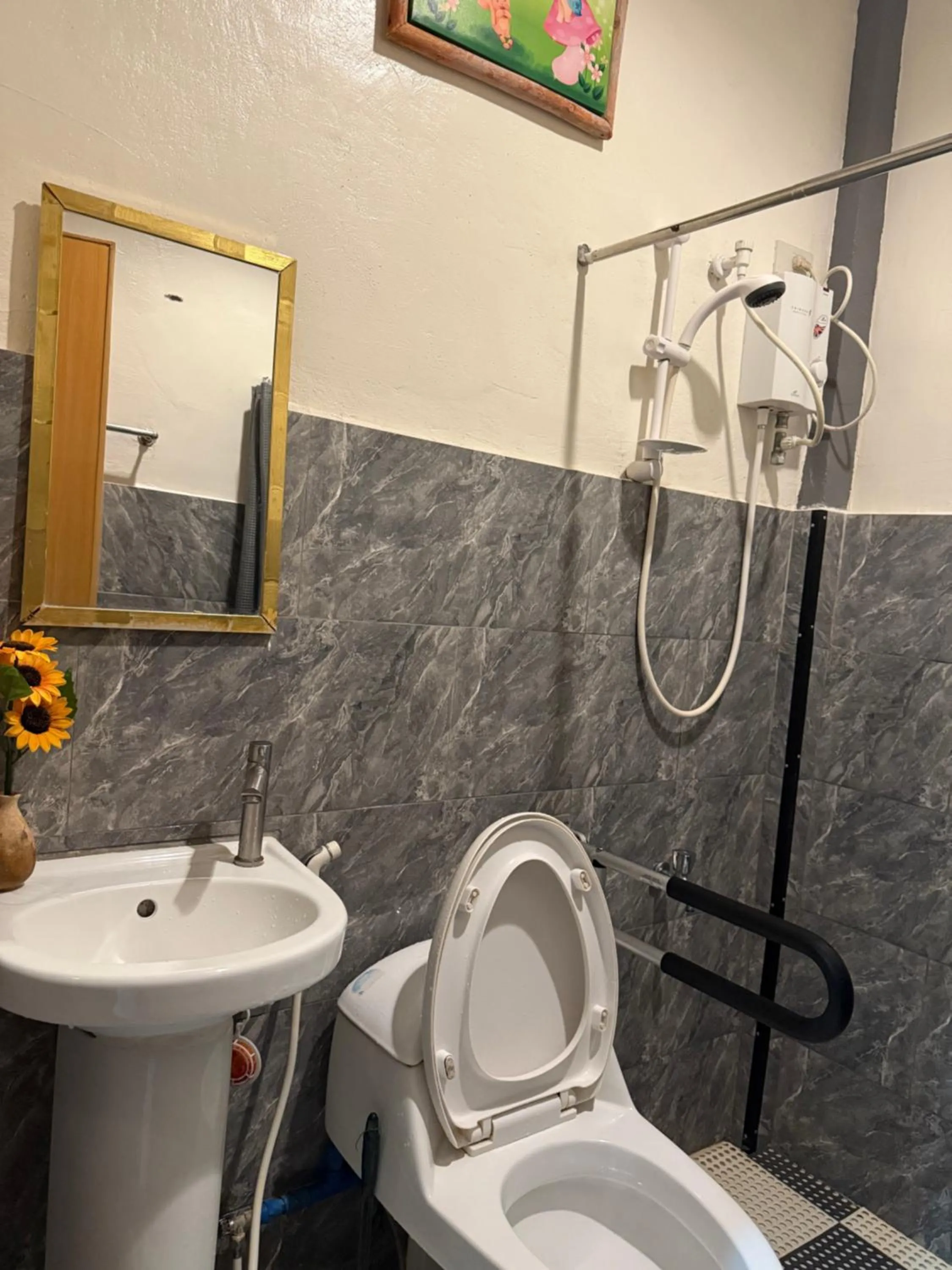 Lolo Bob's Bed And Breakfast