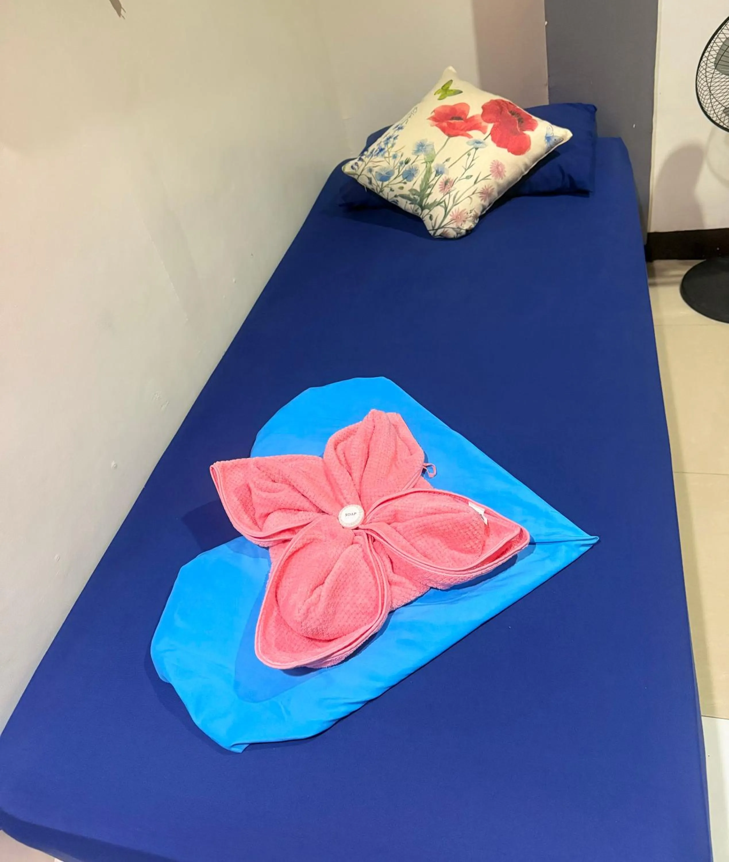 Bed in Lolo Bob's Bed And Breakfast