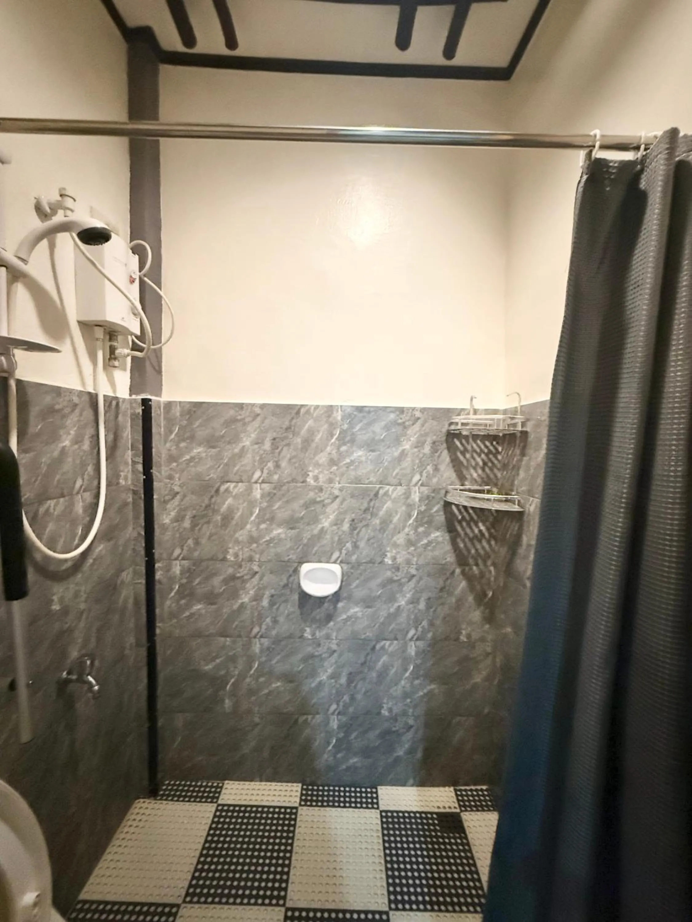 Lolo Bob's Bed And Breakfast