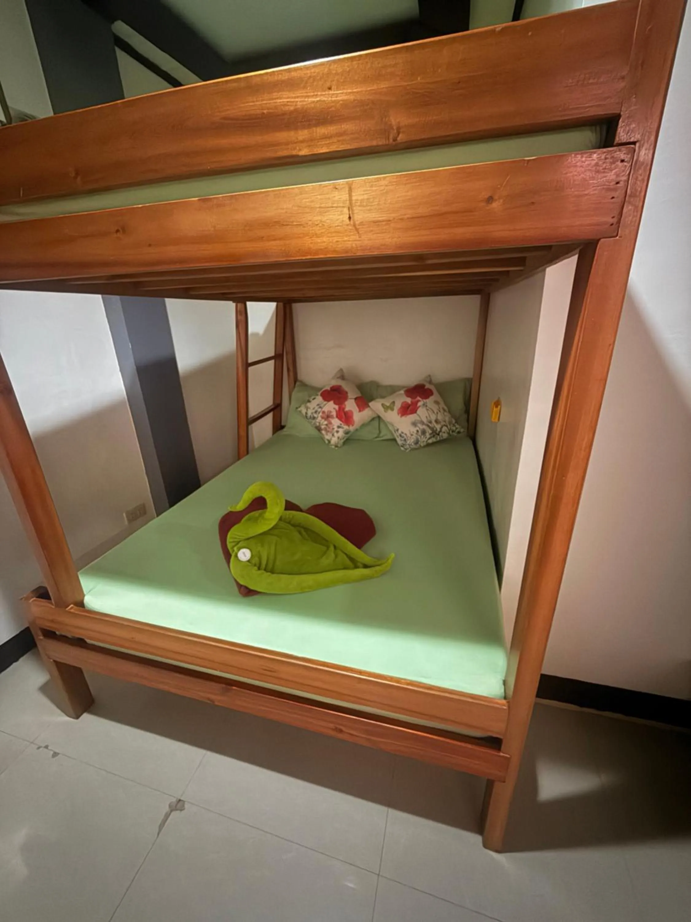 Bed in Lolo Bob's Bed And Breakfast