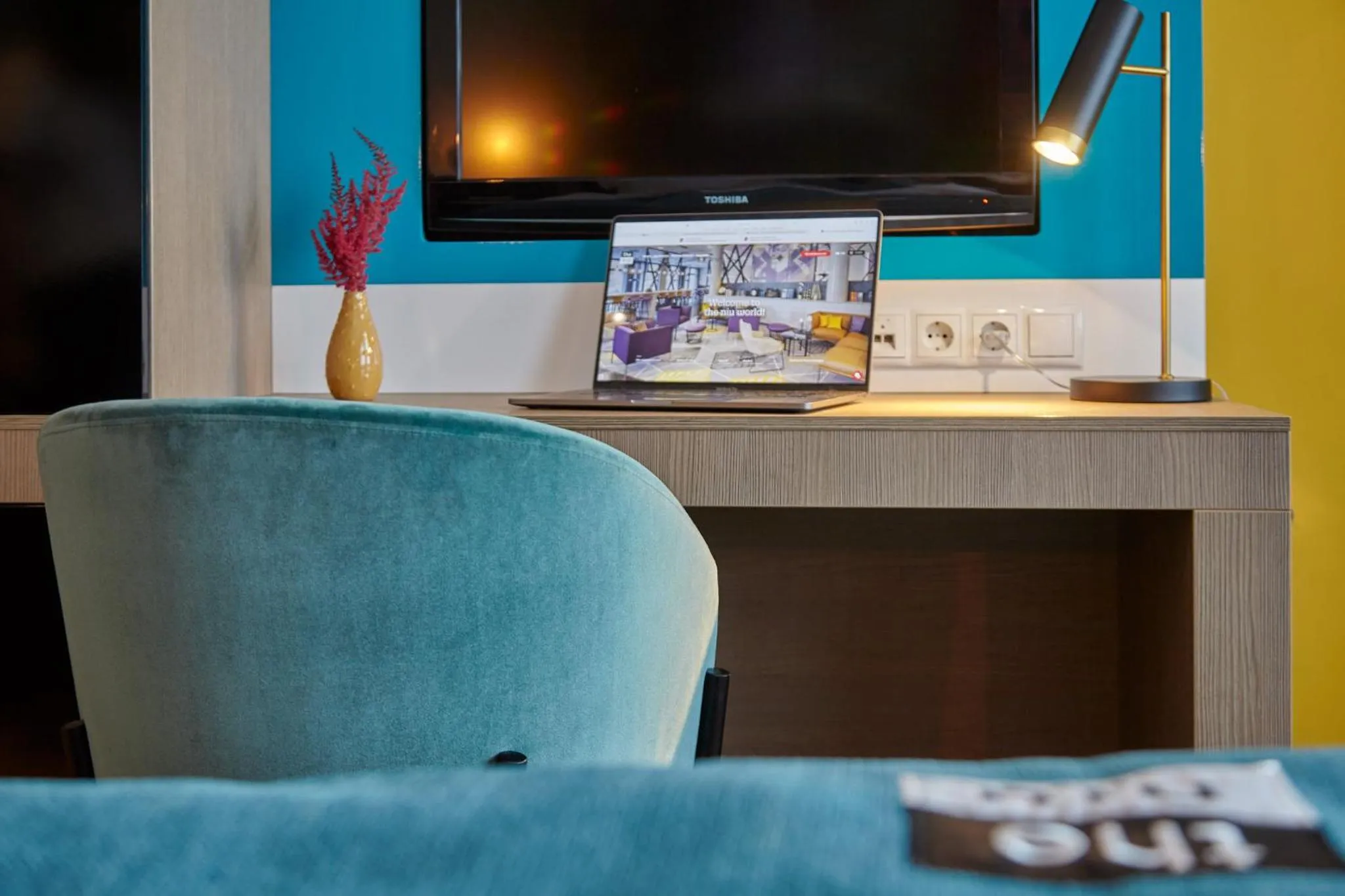 Photo of the whole room in the niu Fusion