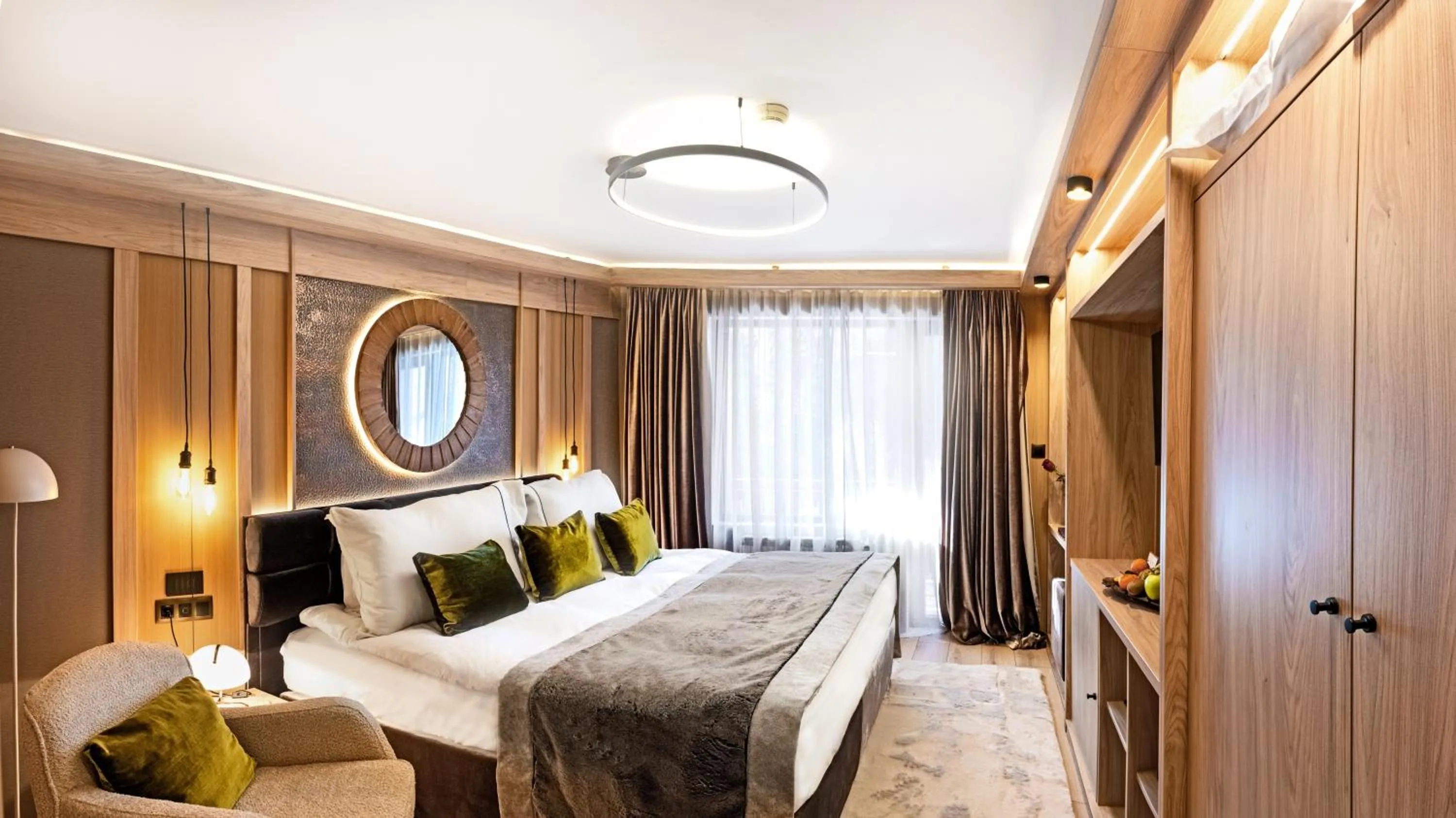 Photo of the whole room, Bed in Hotel Yastrebets Wellness & Spa