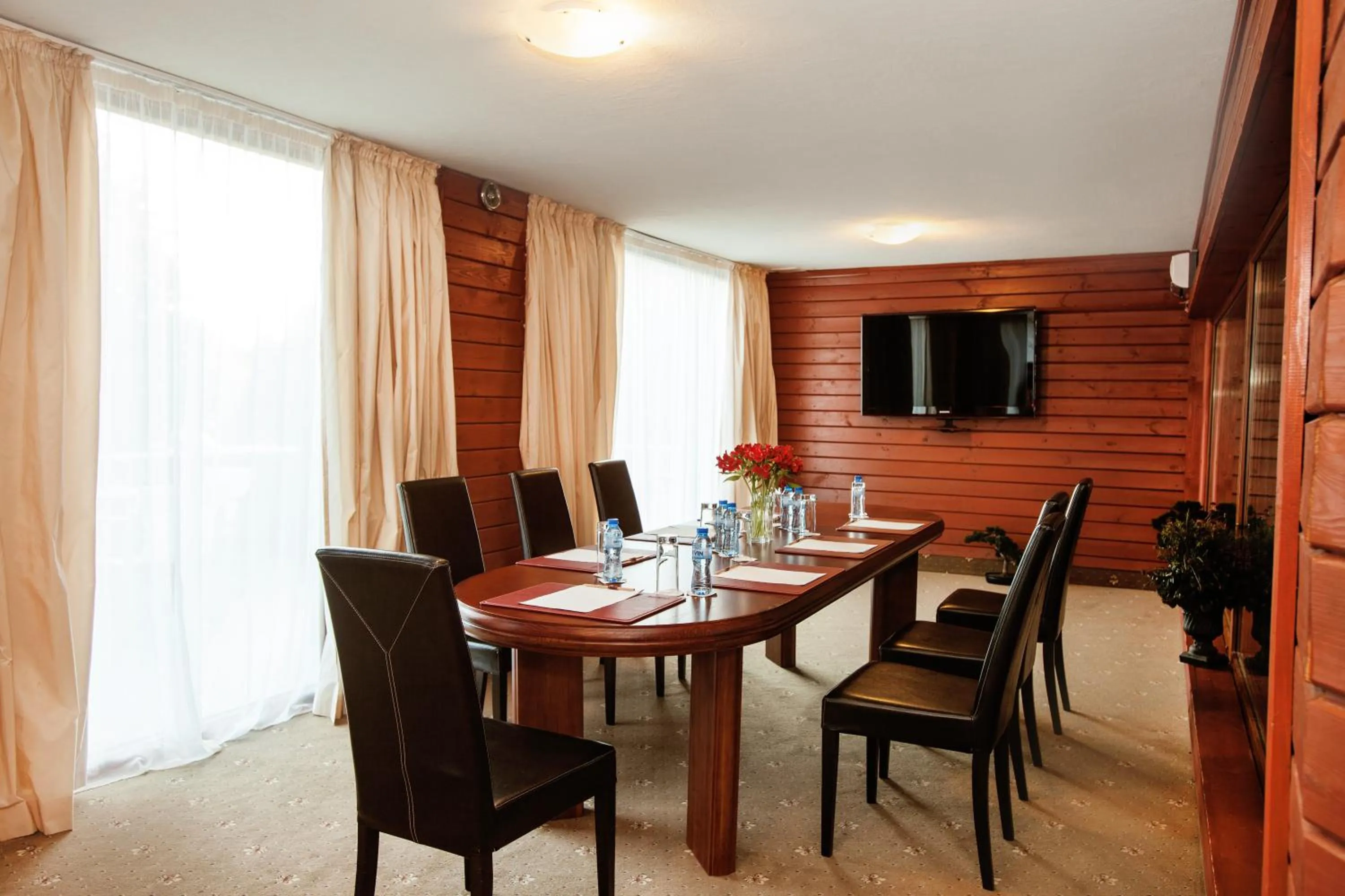 Business facilities in Hotel Yastrebets Wellness & Spa