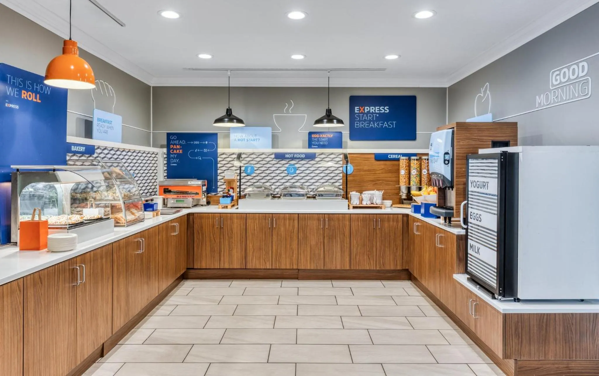 Breakfast in Holiday Inn Express & Suites - Green Bay East by IHG