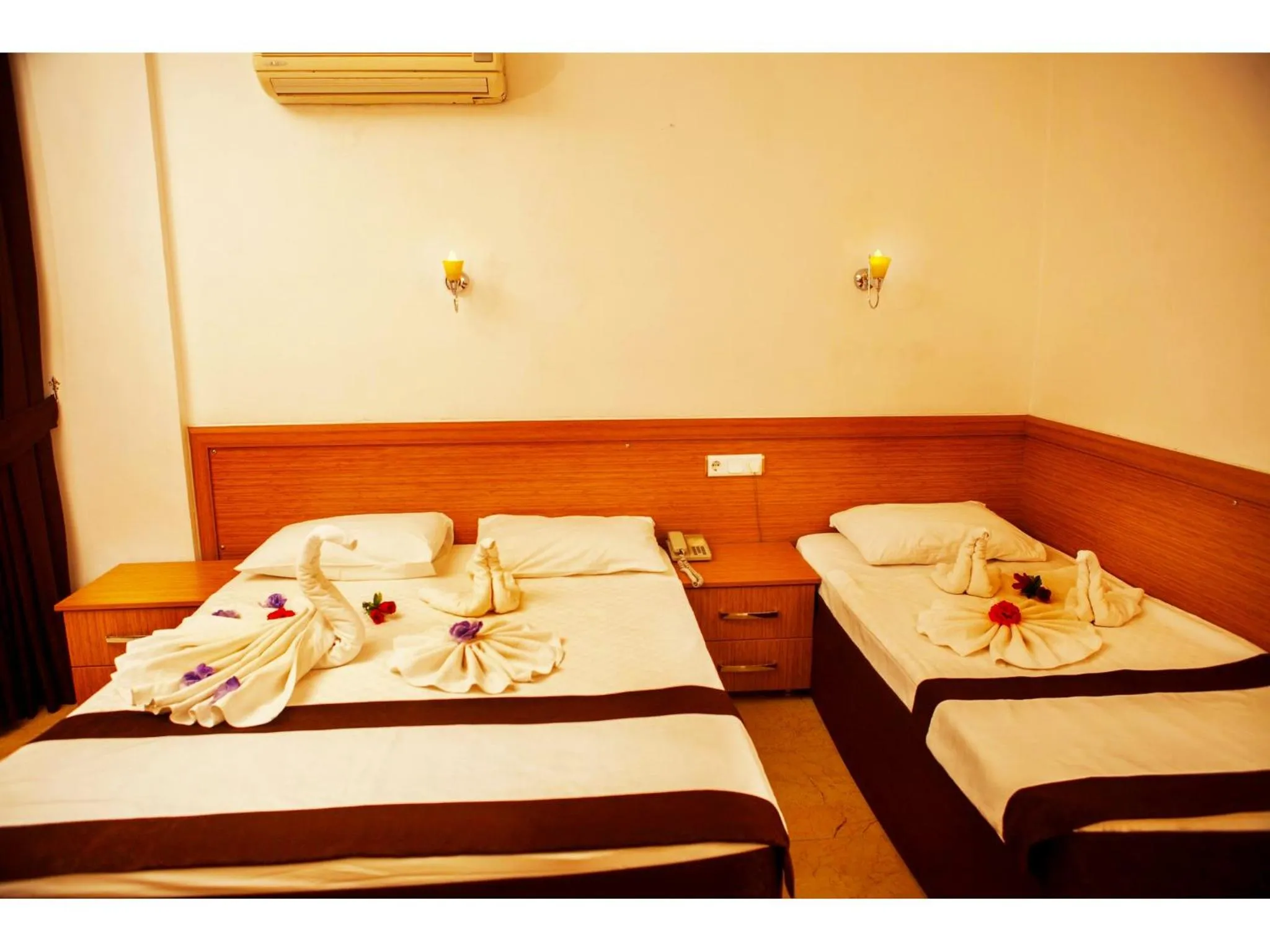 Bedroom, Bed in Panorama Plaza