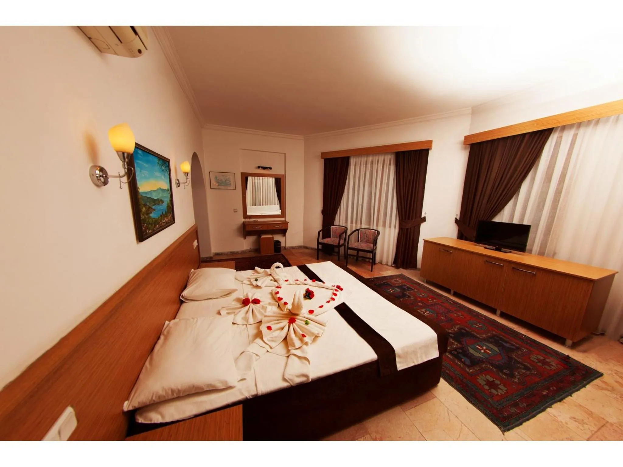 Bedroom, Bed in Panorama Plaza