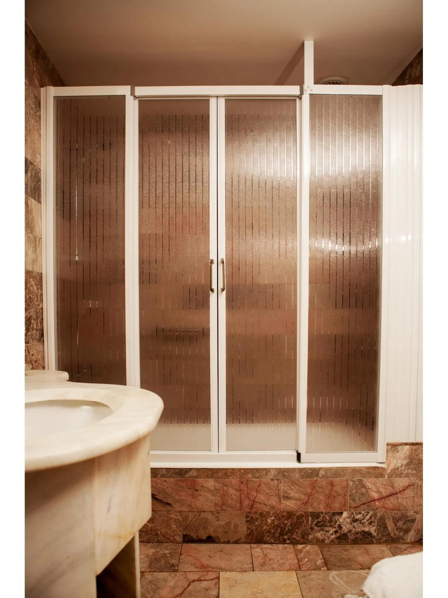 Bathroom in Panorama Plaza