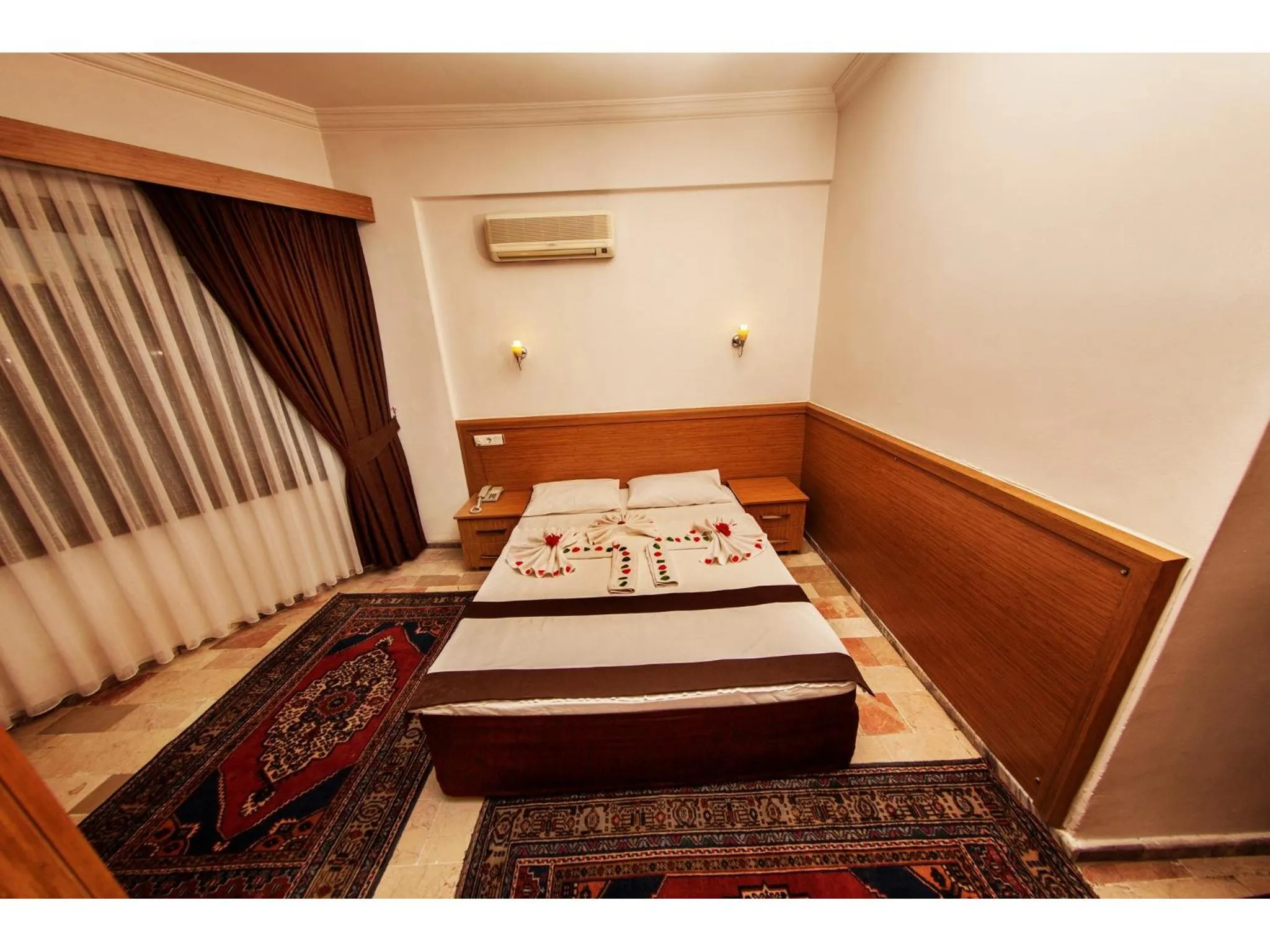 Bedroom, Bed in Panorama Plaza