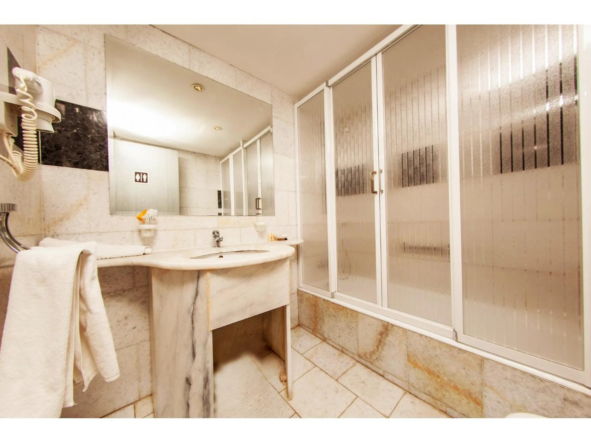 Bathroom in Panorama Plaza