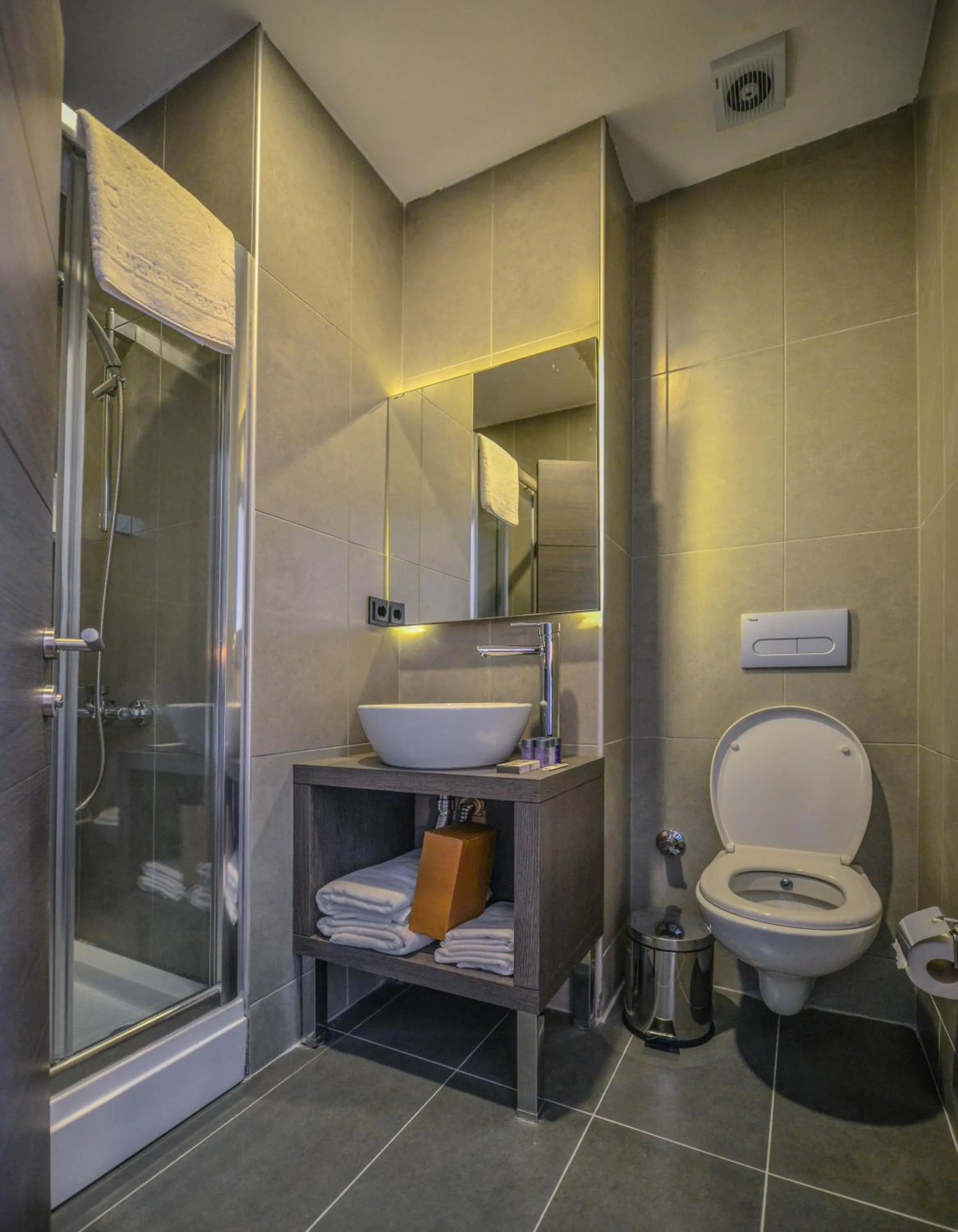 Bathroom in A11 Hotel Atasehir
