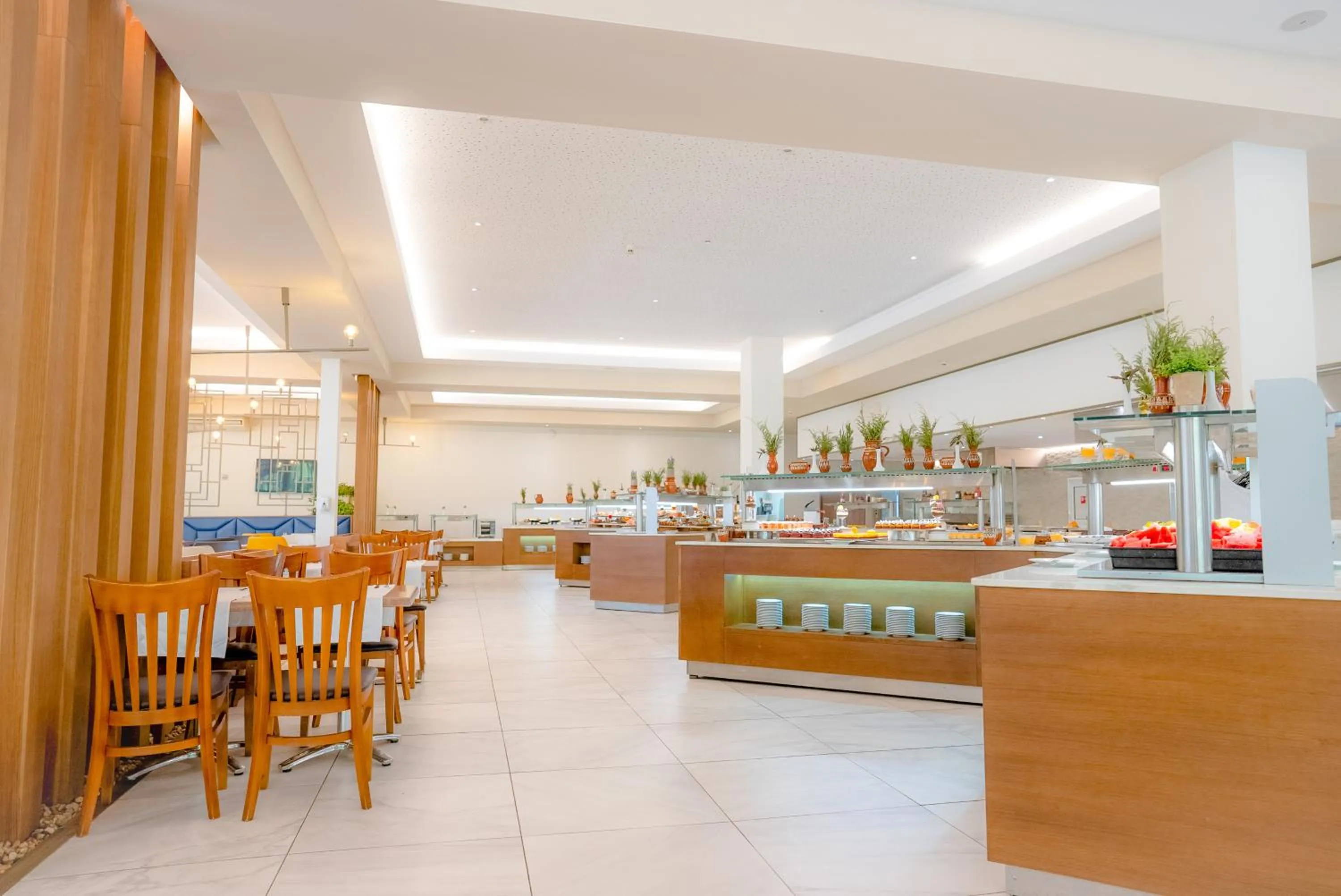 Restaurant/places to eat in Vita Park Hotel & Aqua Park