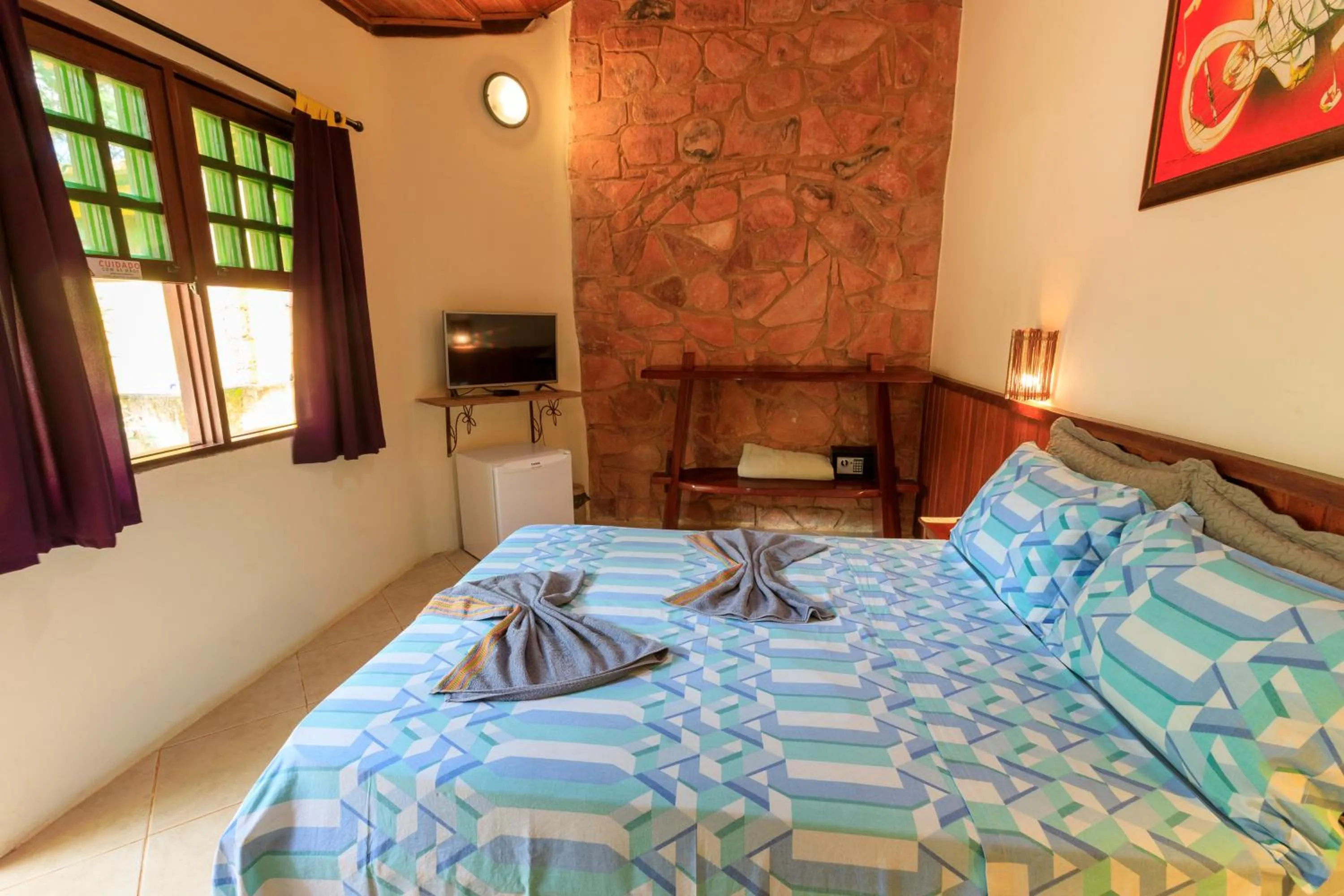 Restaurant/places to eat, Bed in Pousada Canto No Bosque