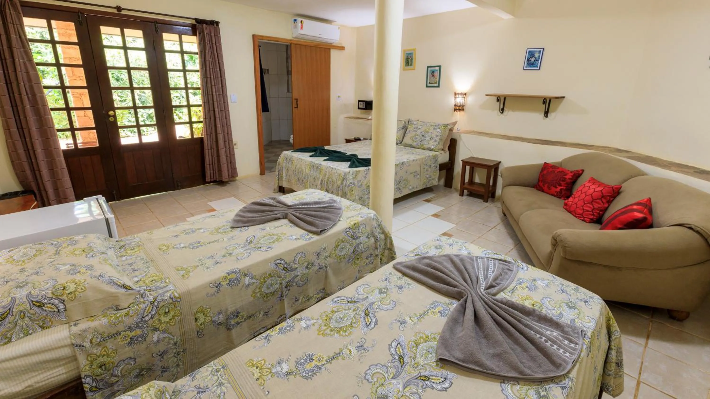 TV and multimedia, Bed in Pousada Canto No Bosque