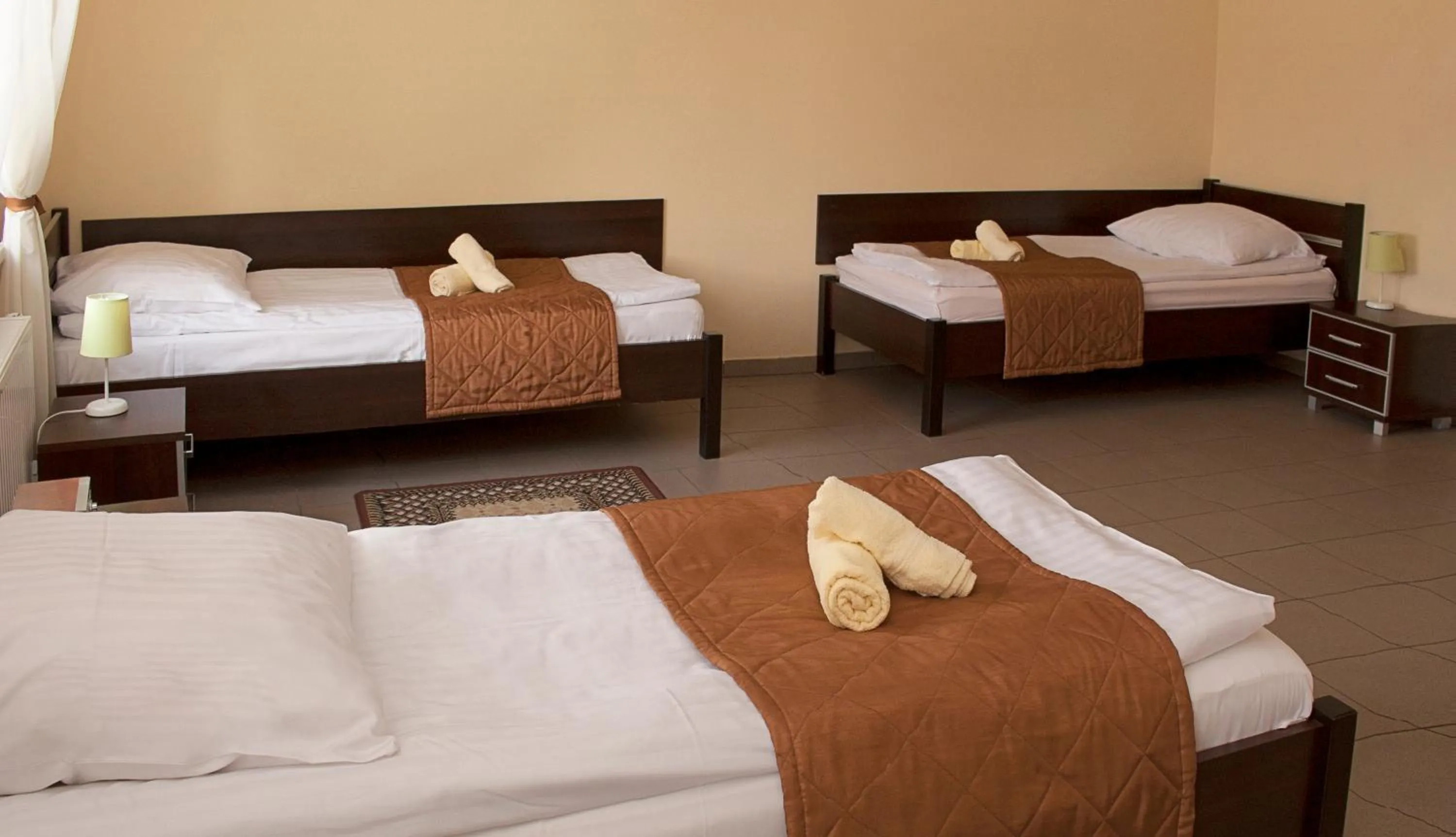 Photo of the whole room, Bed in Lawa