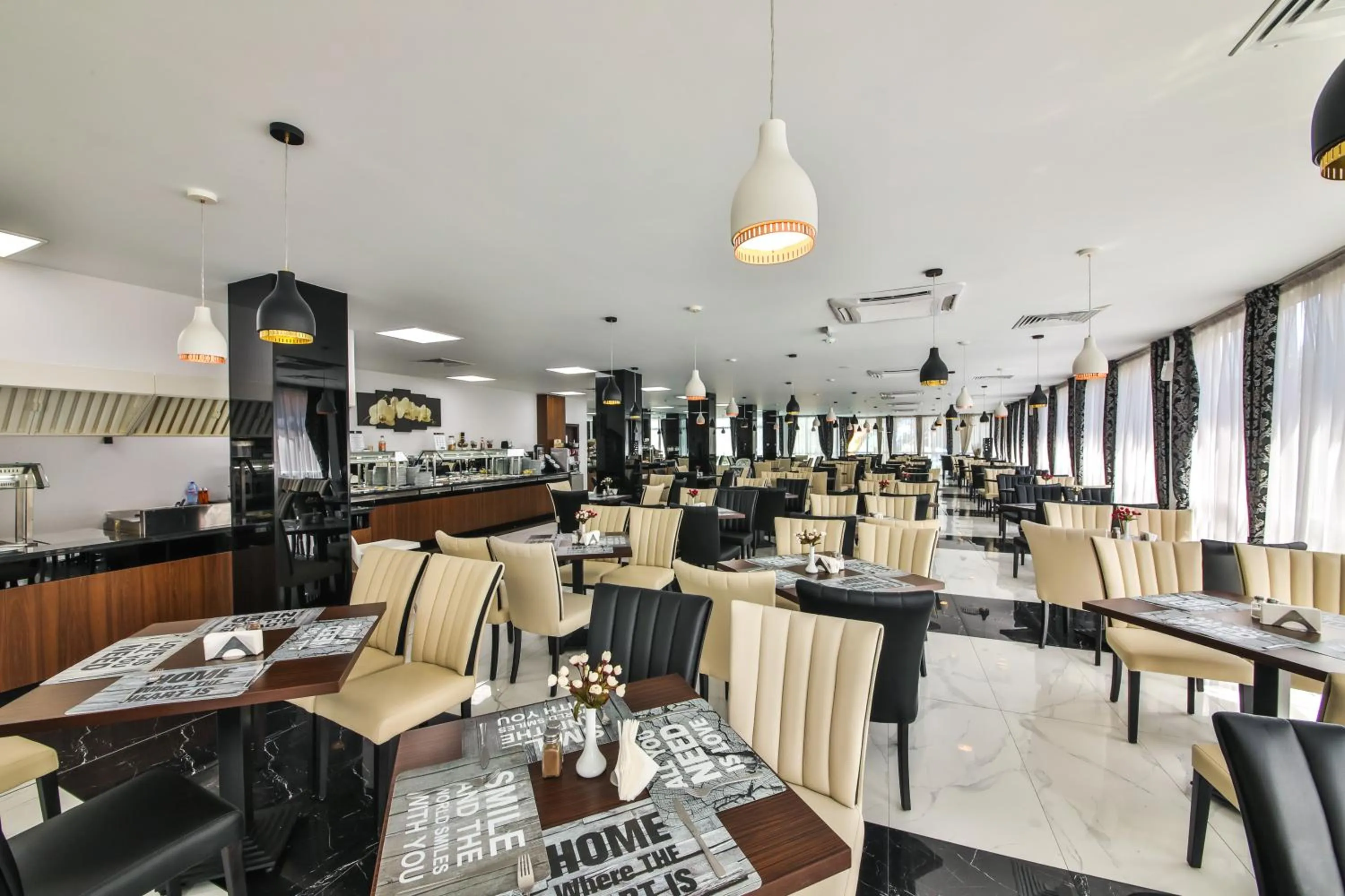 Restaurant/places to eat in Prestige Deluxe Hotel Aquapark Club - All inclusive