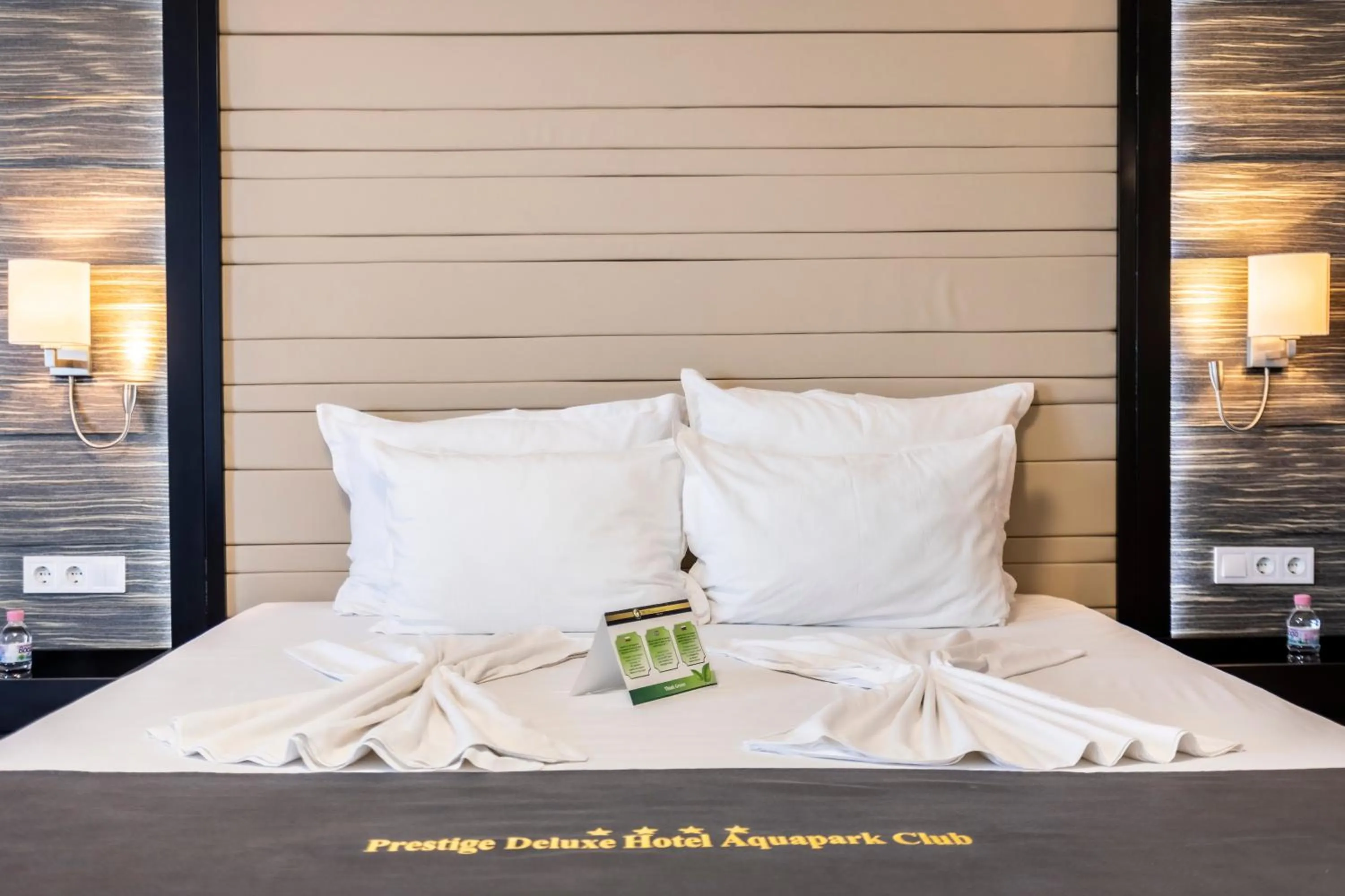 Bed in Prestige Deluxe Hotel Aquapark Club - All inclusive