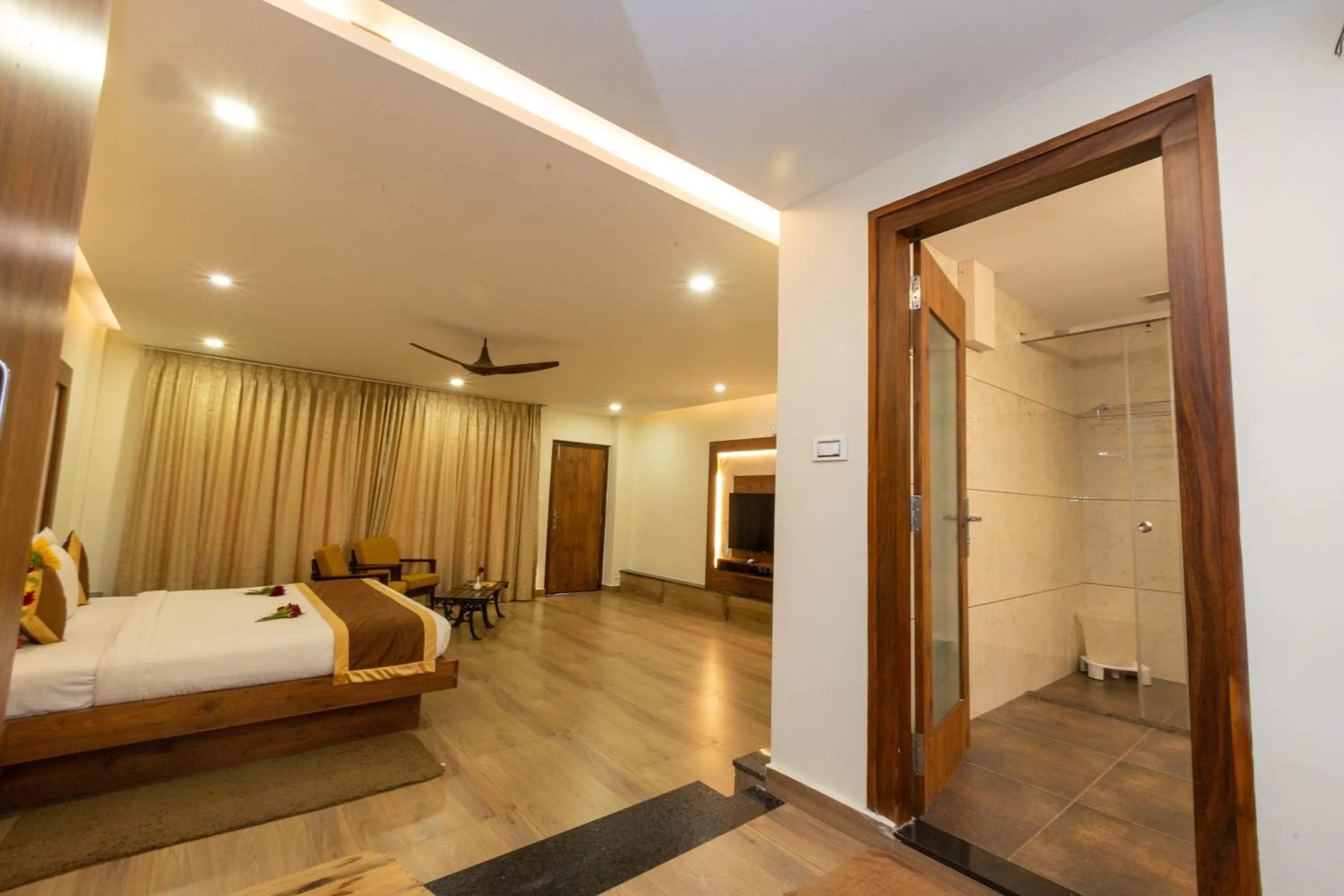 Bed in IBC Honeydew Exotica Resort