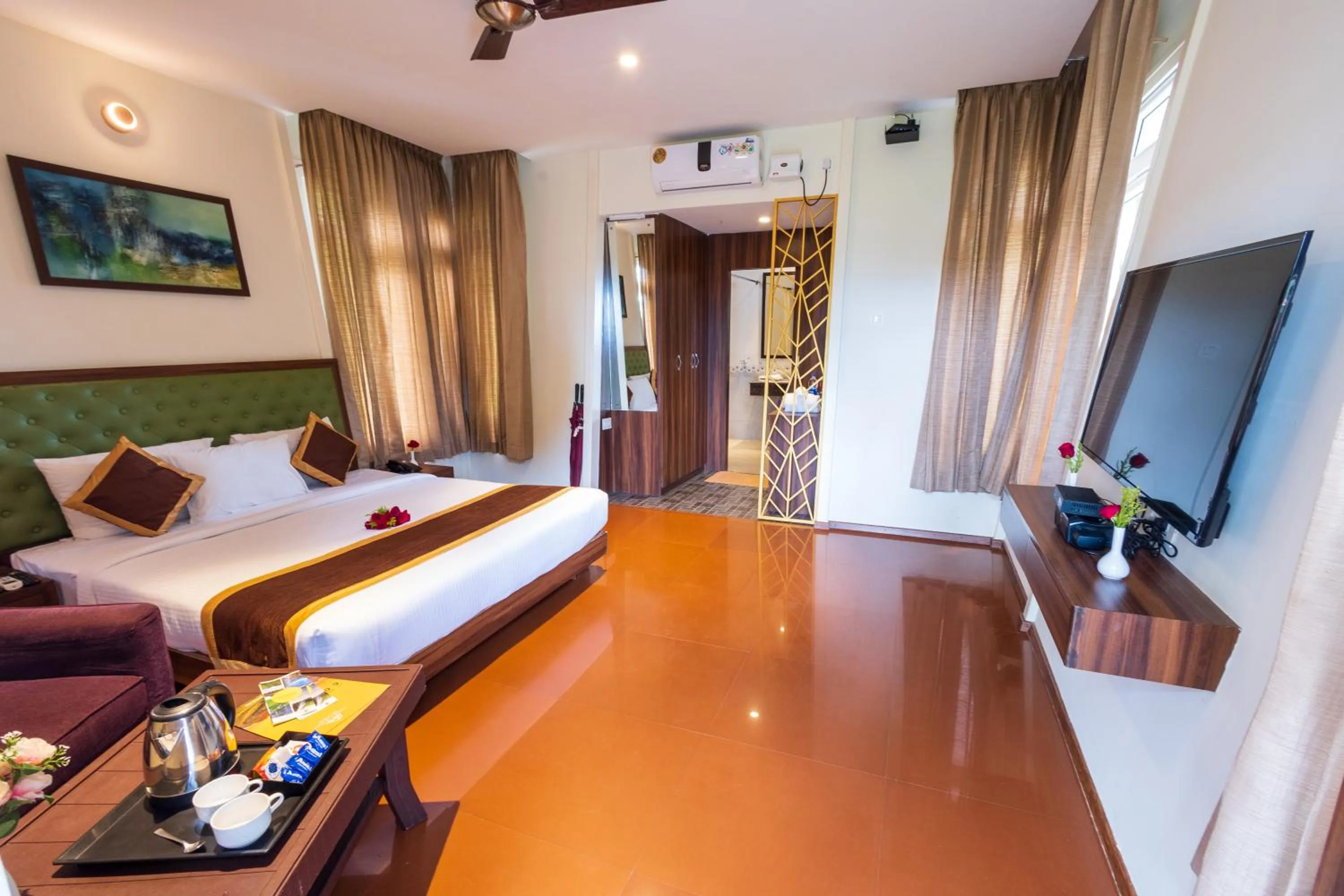 Communal lounge/ TV room in IBC Honeydew Exotica Resort