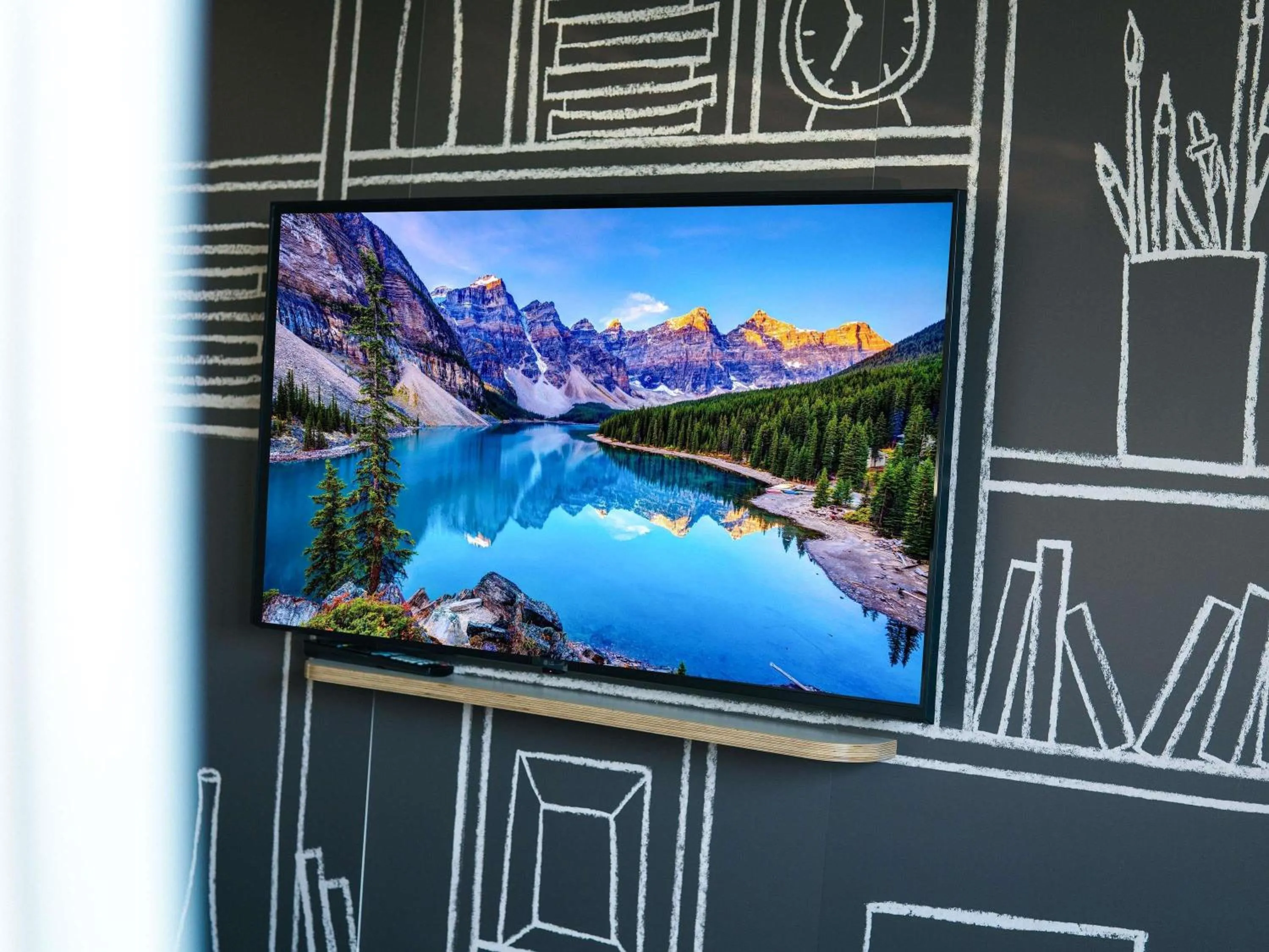 Bedroom in ibis Caen Porte d’Angleterre