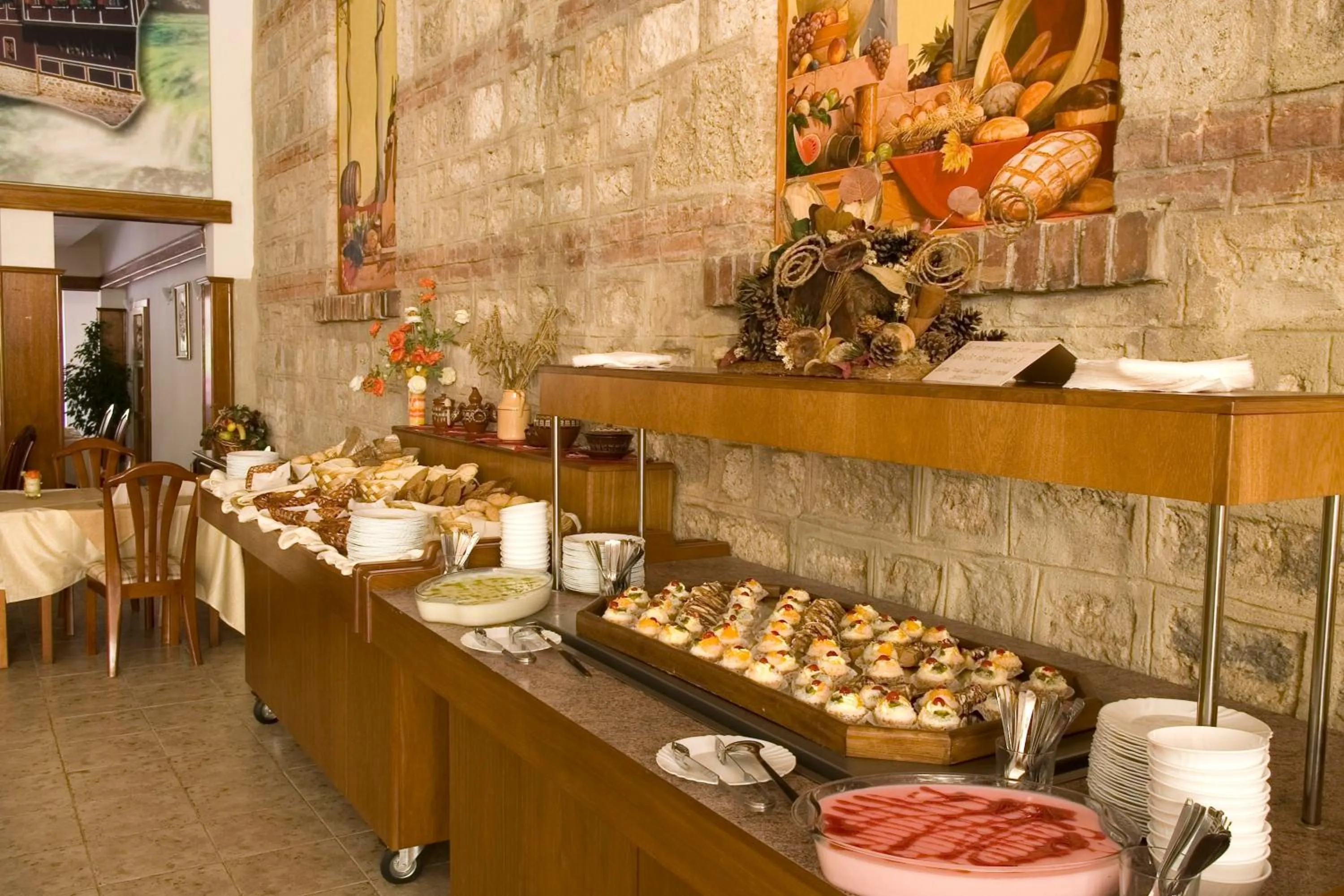 Food in Hotel Estreya Palace