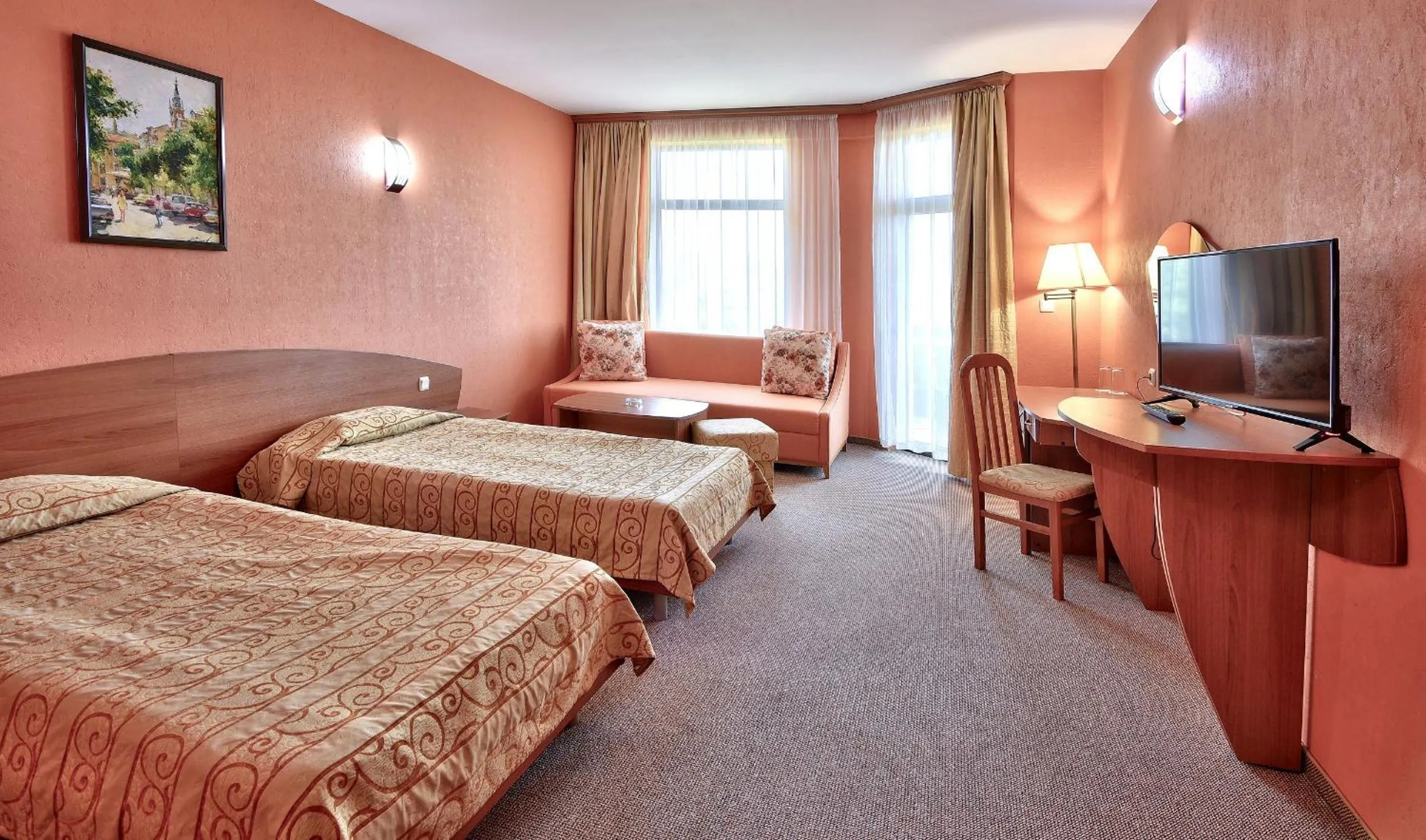 Standard Single Room in Hotel Estreya Palace