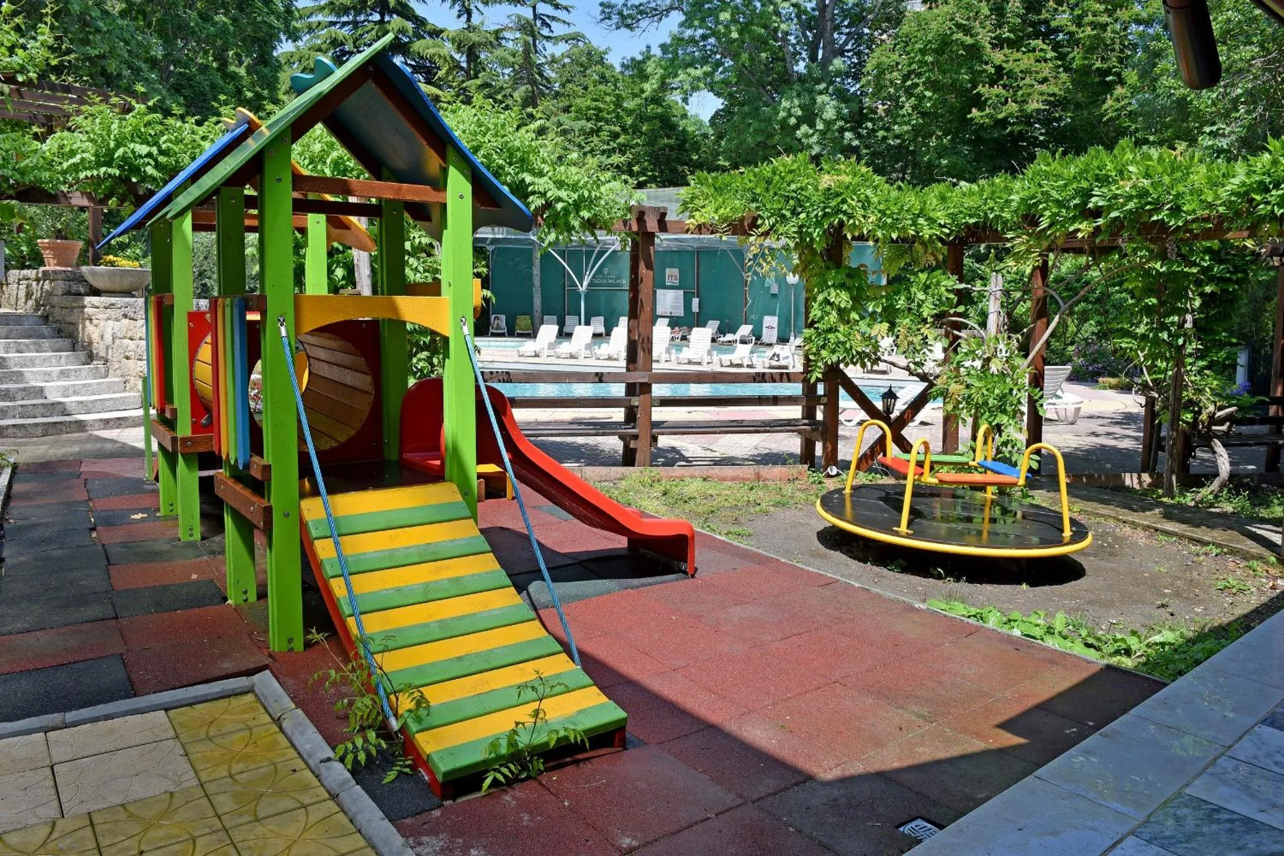 children in Hotel Estreya Palace
