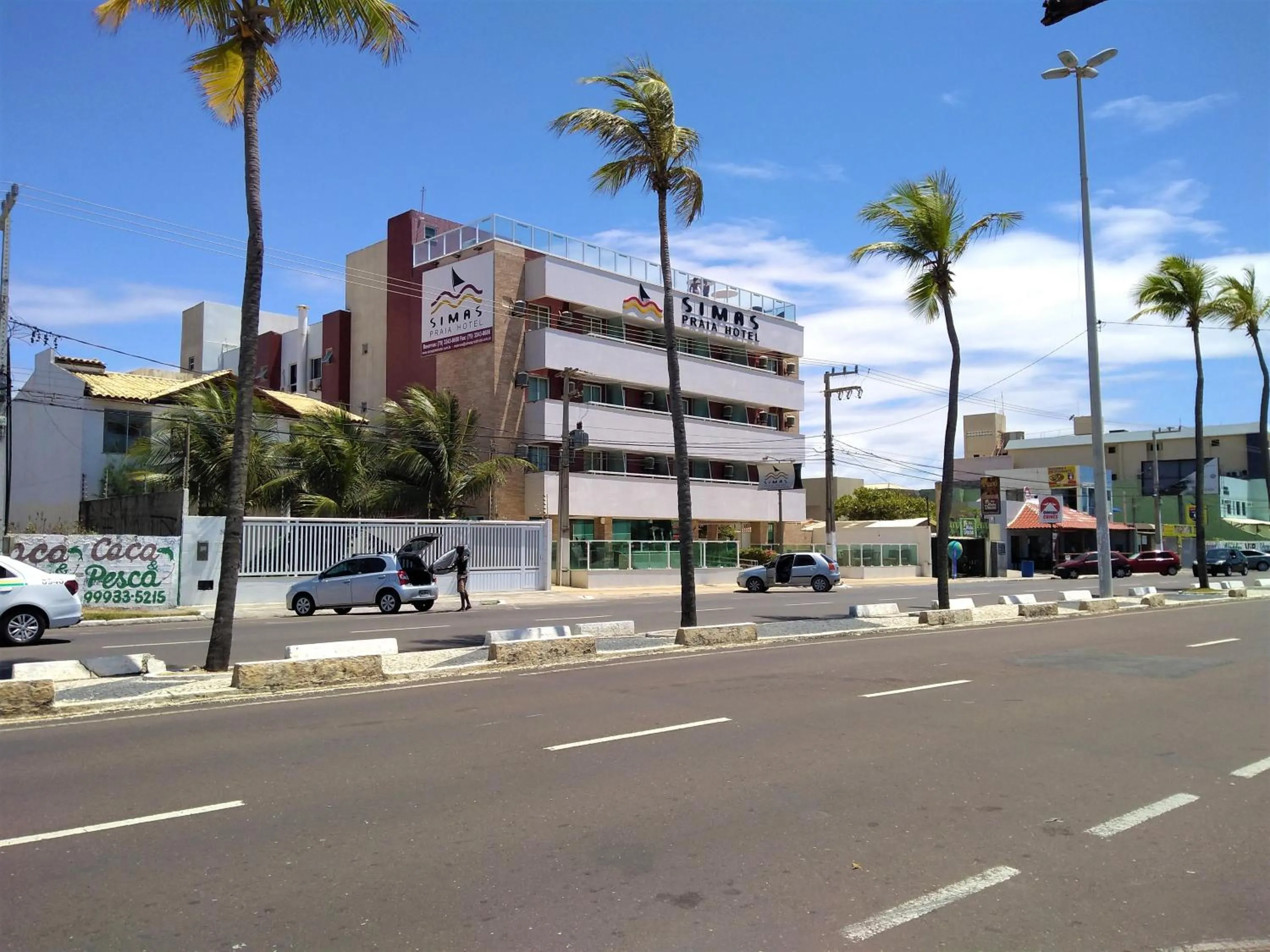 Property building in Simas Praia Hotel
