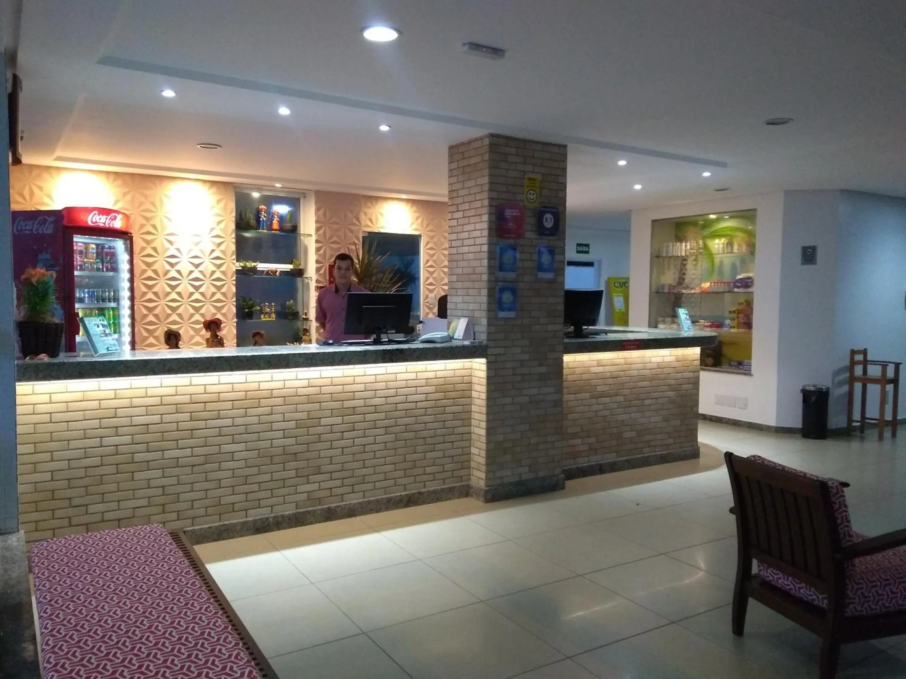 Lobby or reception in Simas Praia Hotel