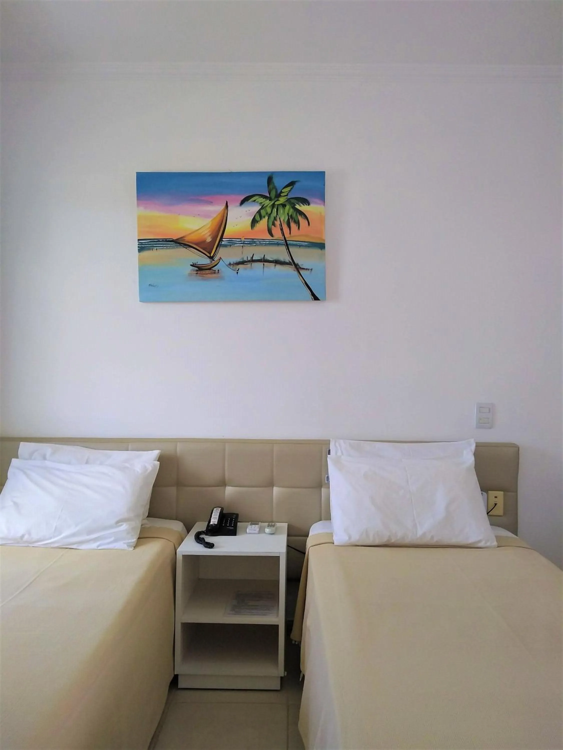 Photo of the whole room, Bed in Simas Praia Hotel