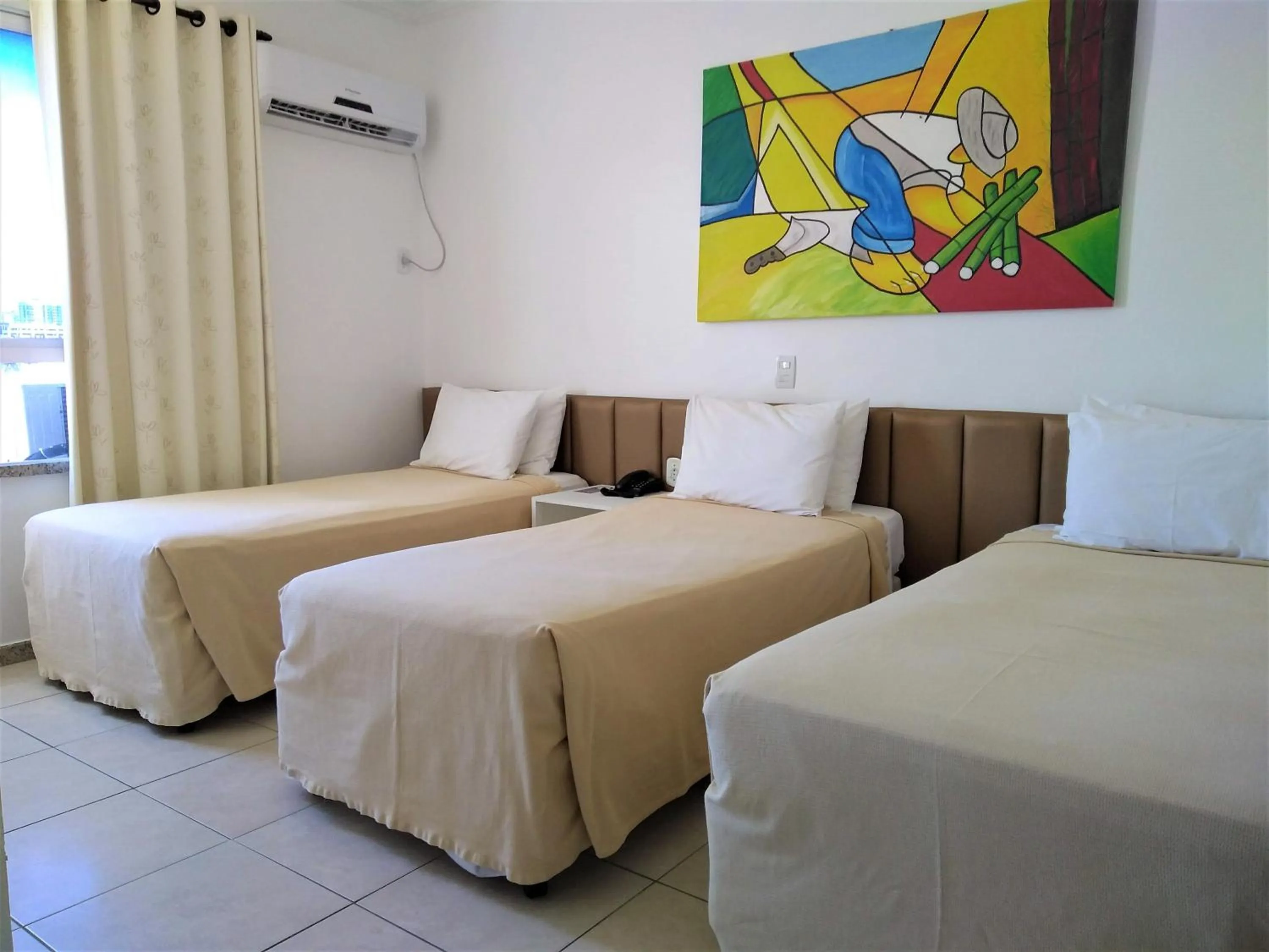 Photo of the whole room, Bed in Simas Praia Hotel