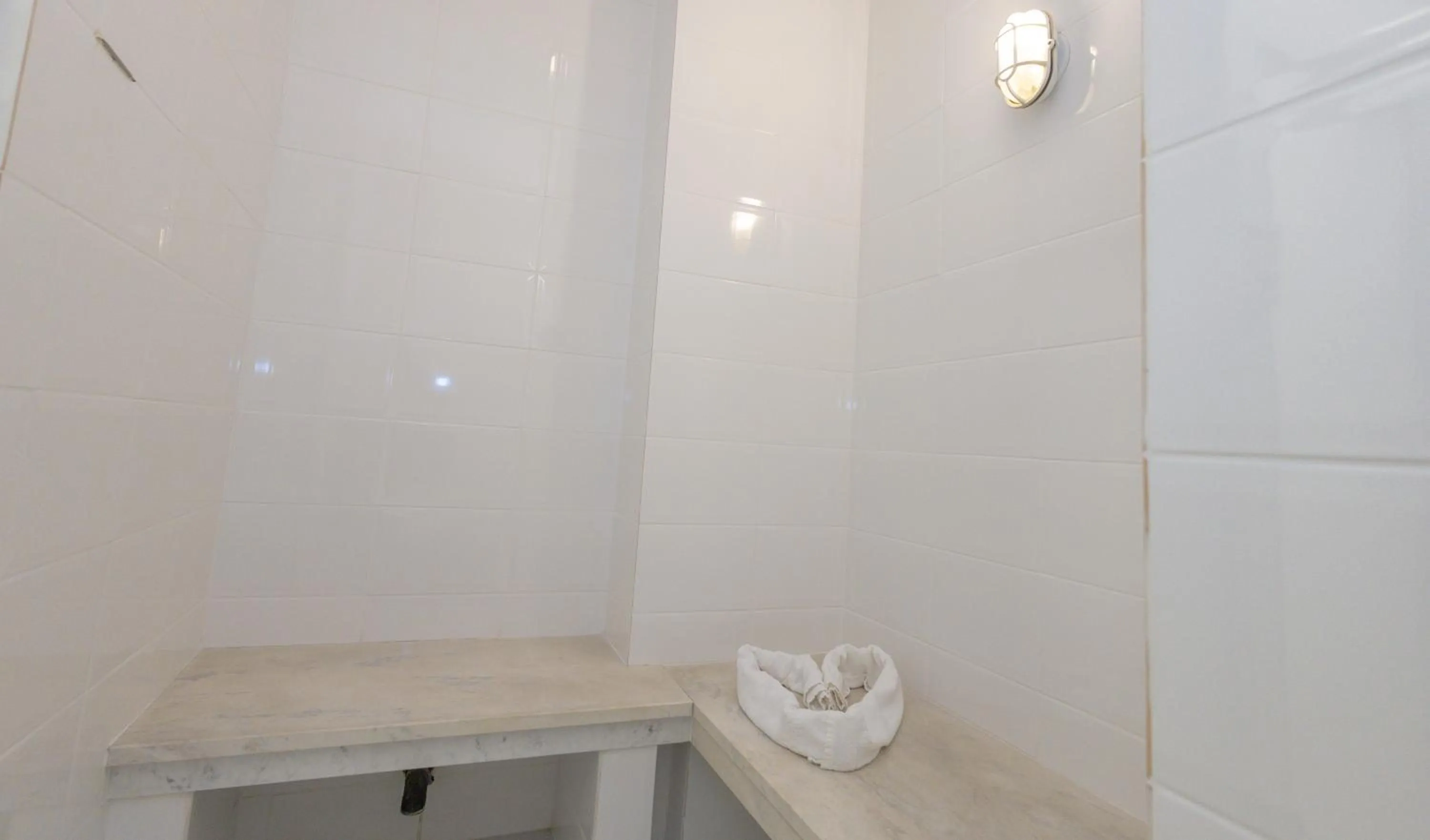 Bathroom in Lizon Curitiba Hotel