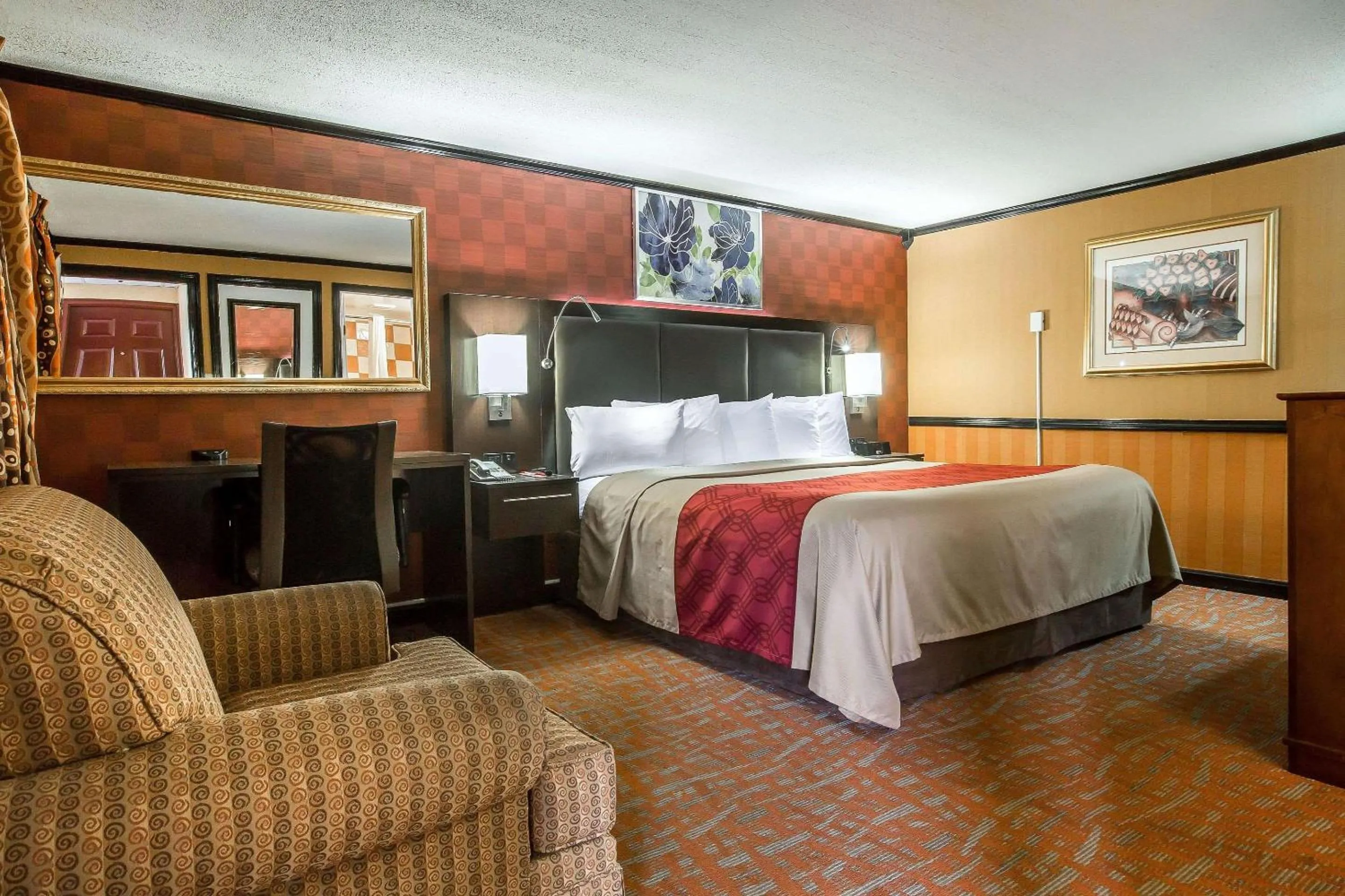 Photo of the whole room in Econo Lodge Montpelier I-89