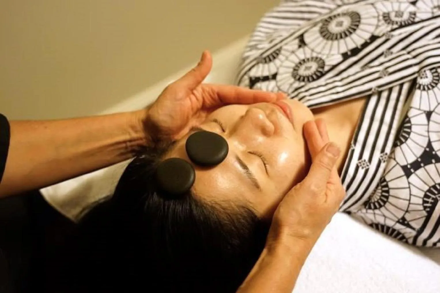 Massage in Shizuka Ryokan Japanese Country Spa & Wellness Retreat