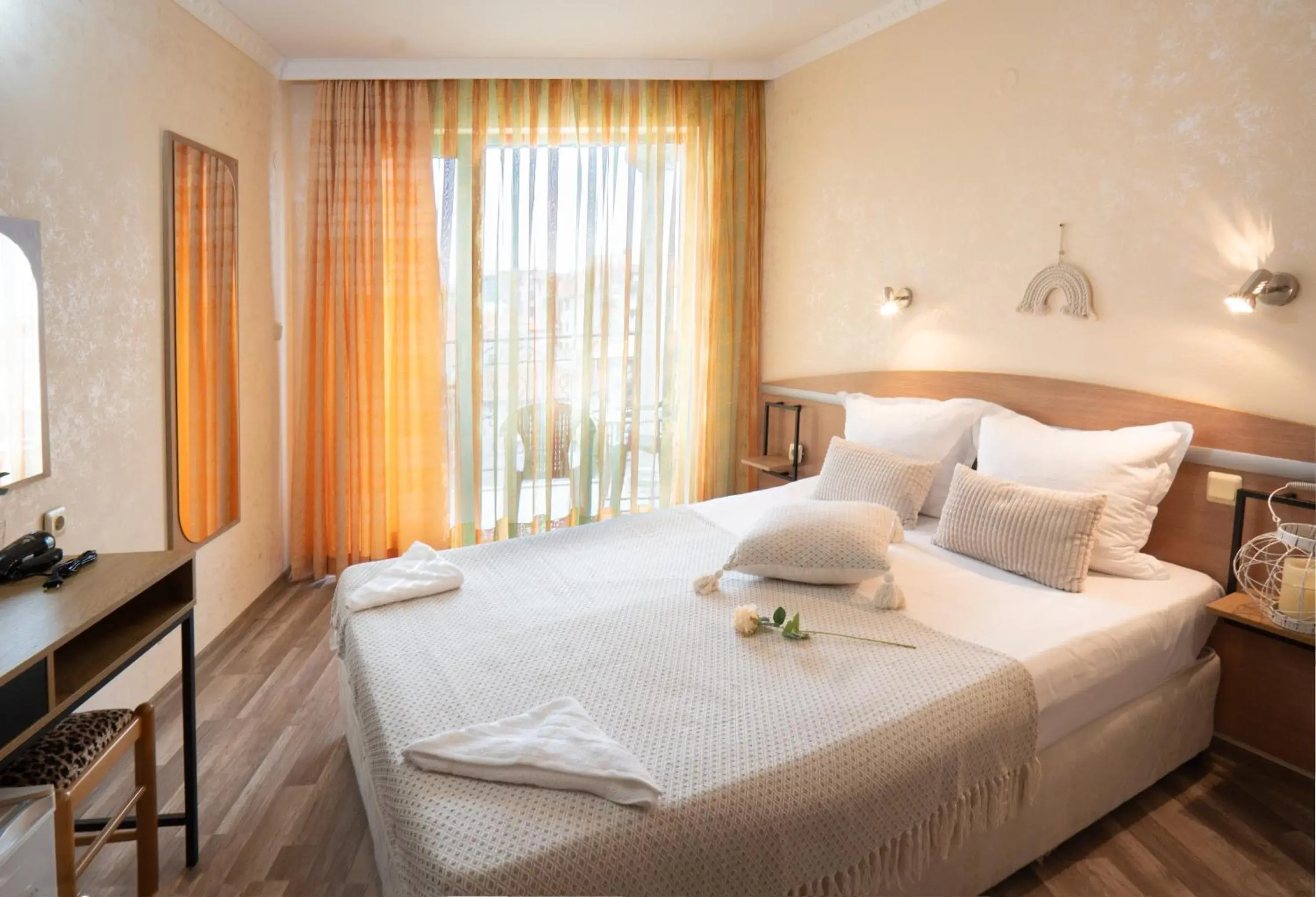 Single Room in Hotel Zeus Single Room in Hotel Zeus