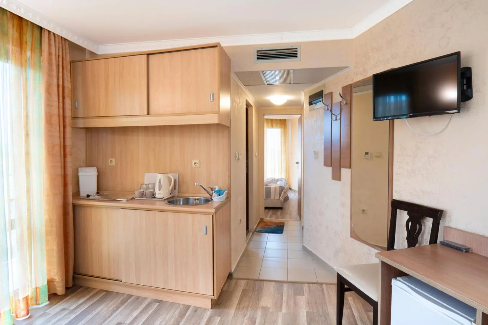 Kitchen or kitchenette in Hotel Zeus