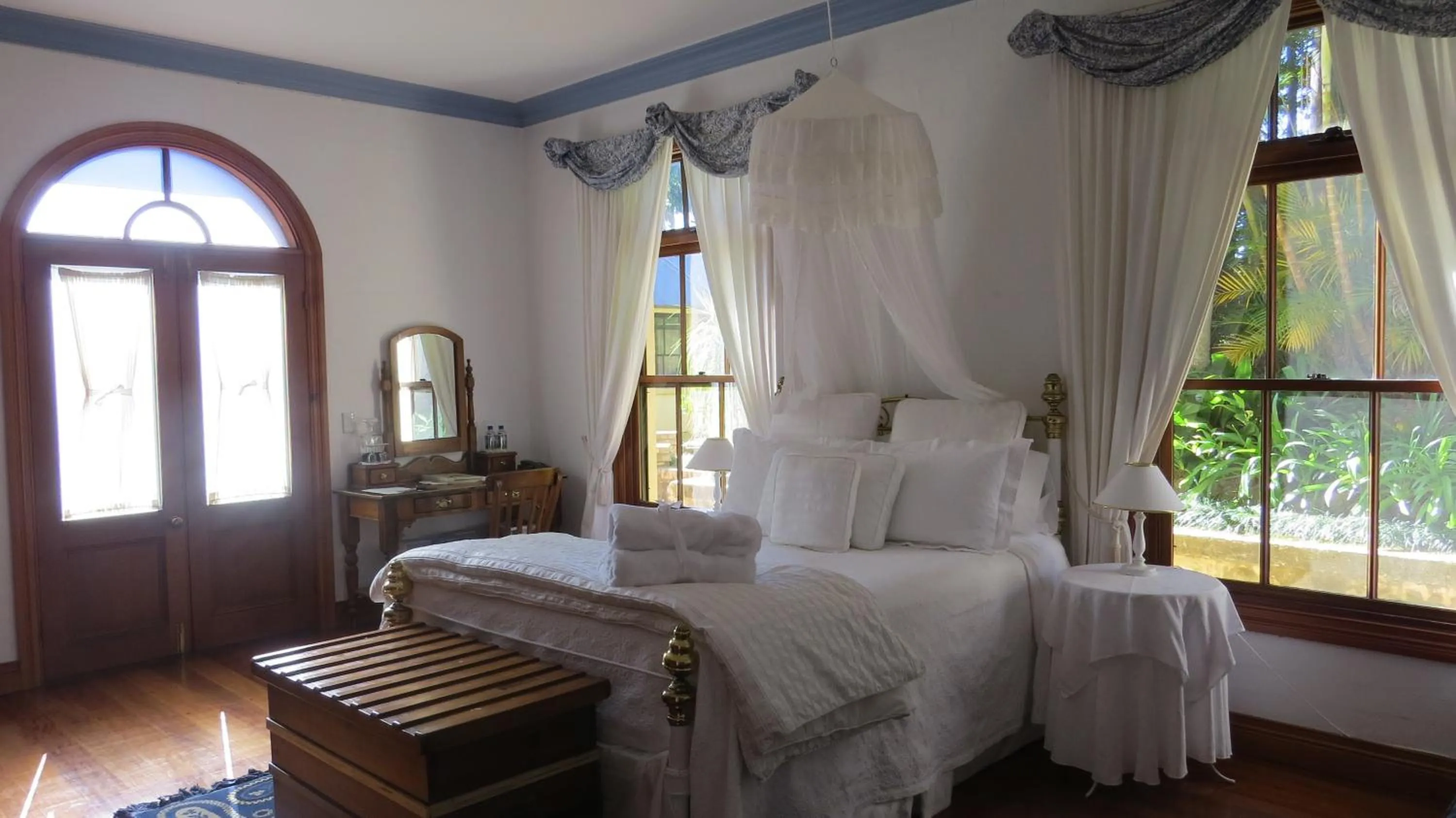 Photo of the whole room, Bed in Victoria's At Ewingsdale