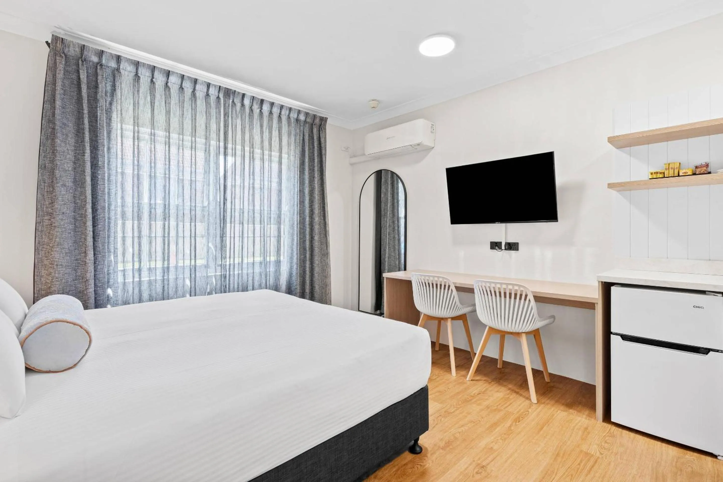 Bedroom, Bed in Comfort Inn All Seasons