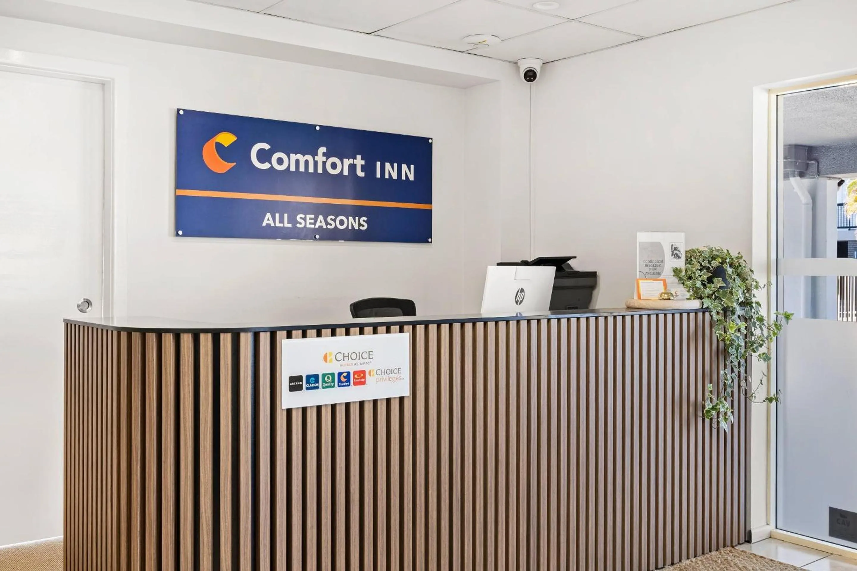 Lobby or reception in Comfort Inn All Seasons