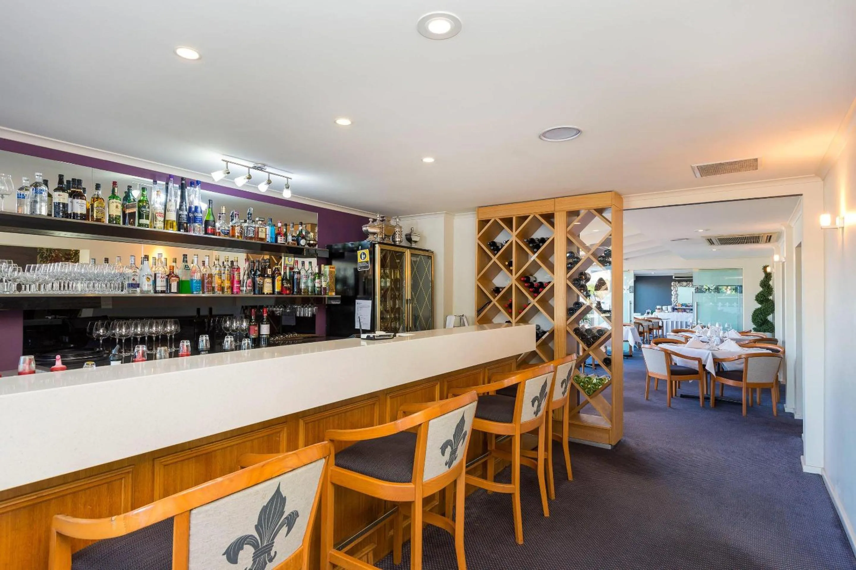 Restaurant/places to eat in Comfort Inn All Seasons