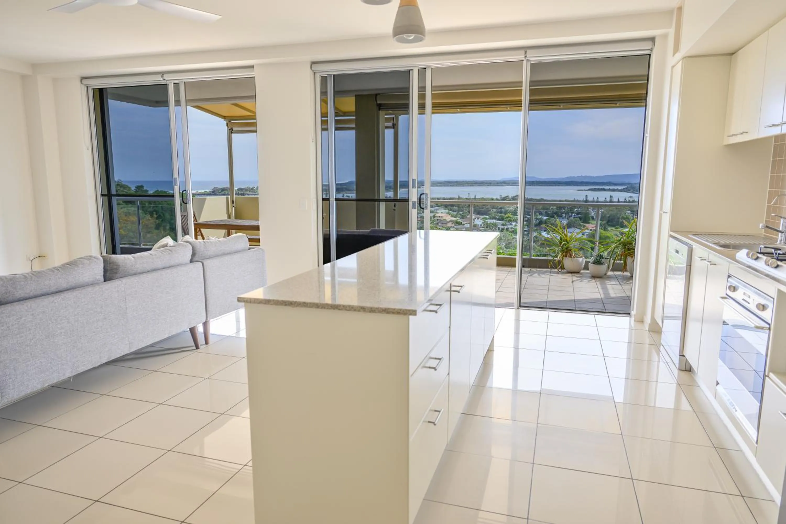 kitchen in Grandview Apartments