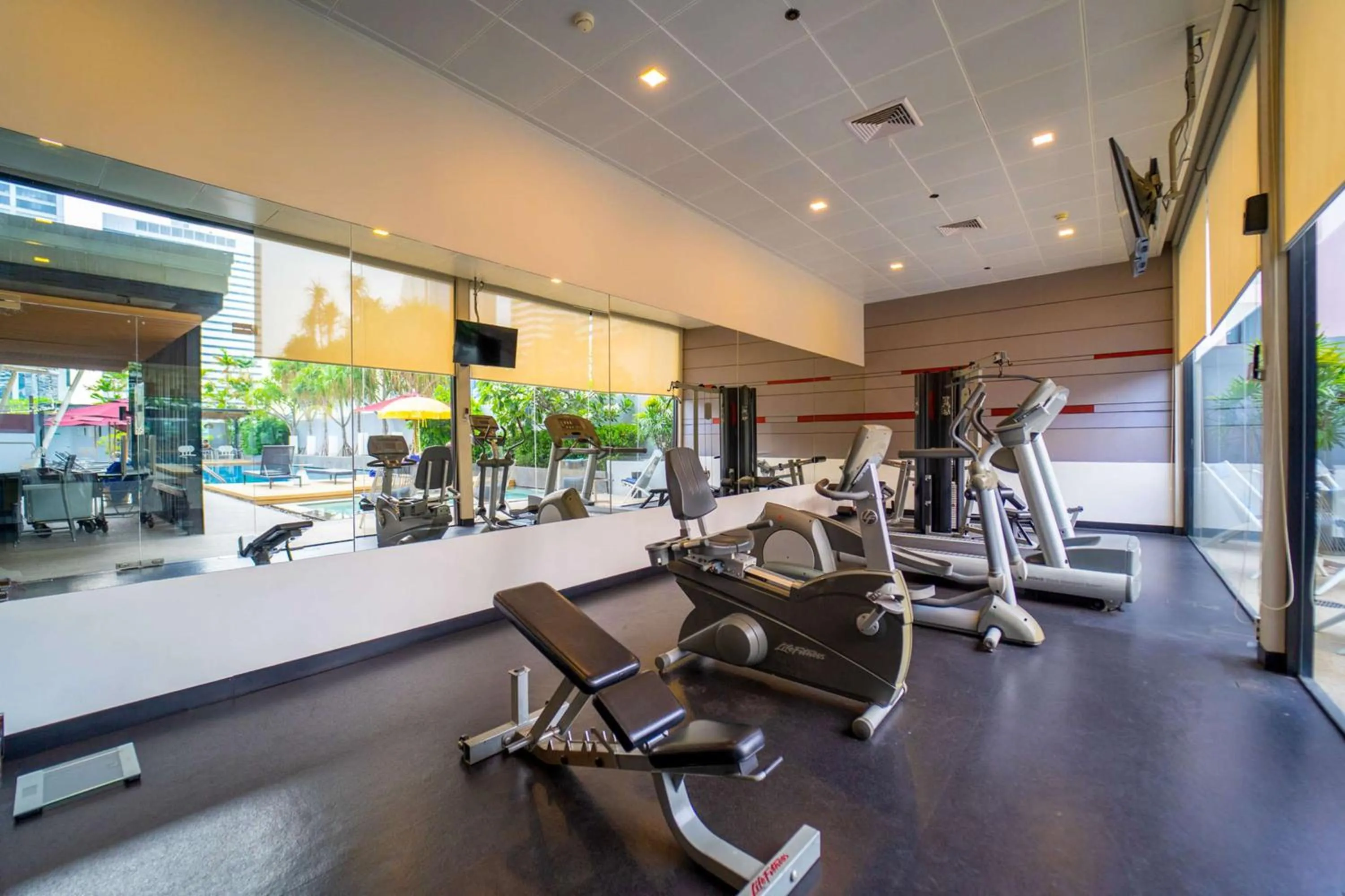 Fitness centre/facilities in Park Plaza Bangkok Soi 18