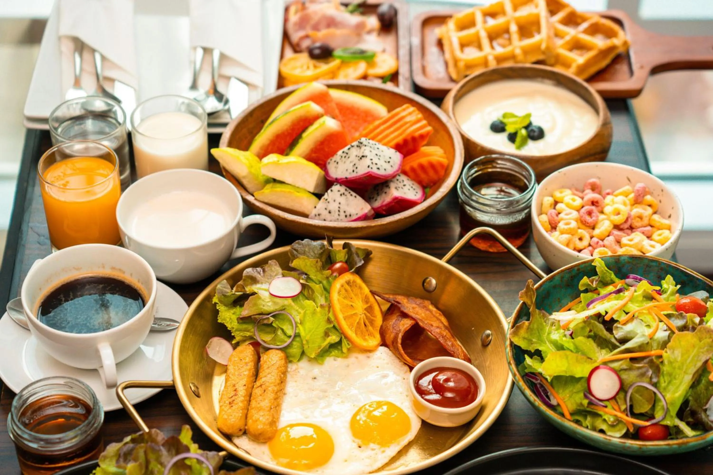 Breakfast in Park Plaza Bangkok Soi 18