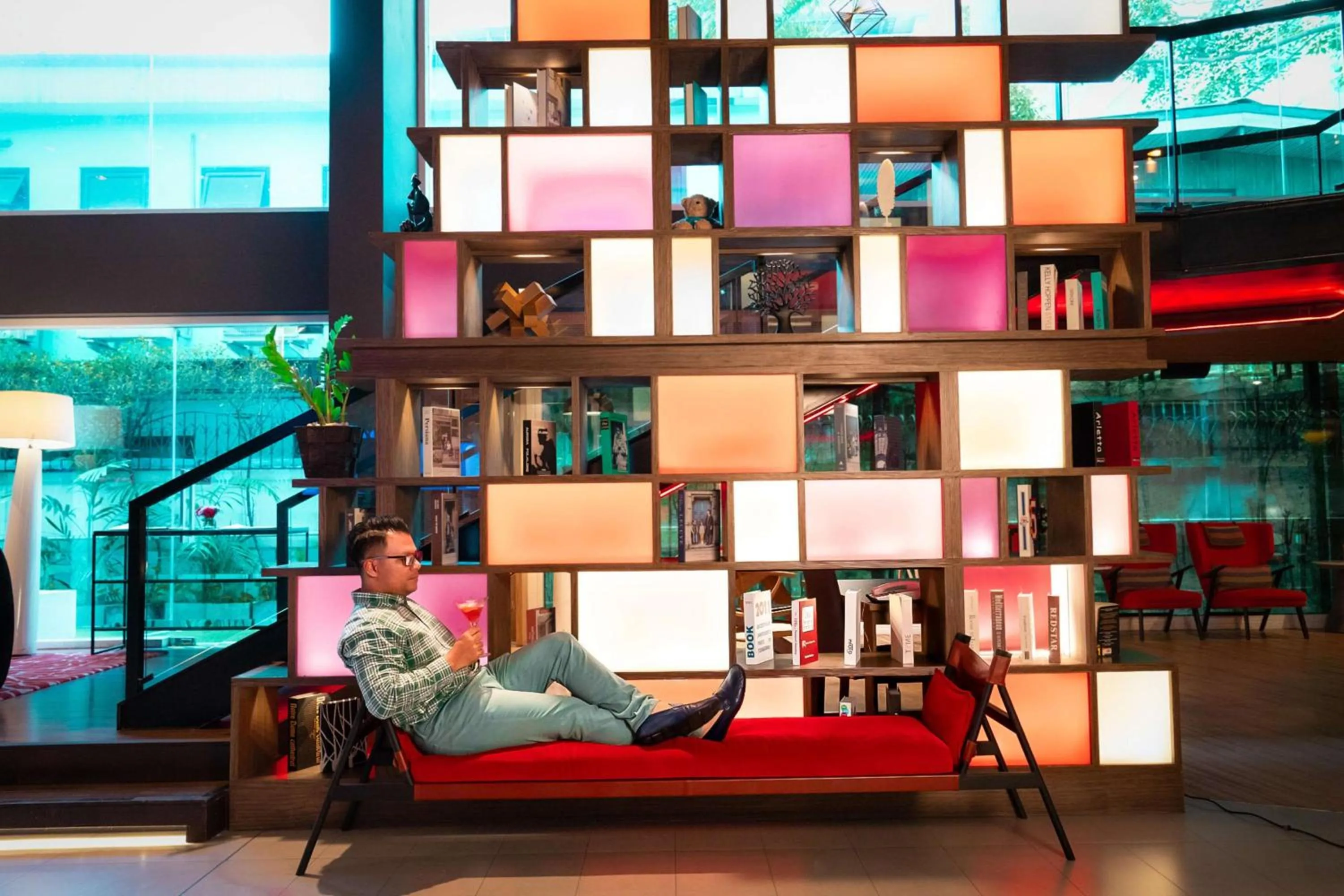 Lobby or reception in Park Plaza Bangkok Soi 18