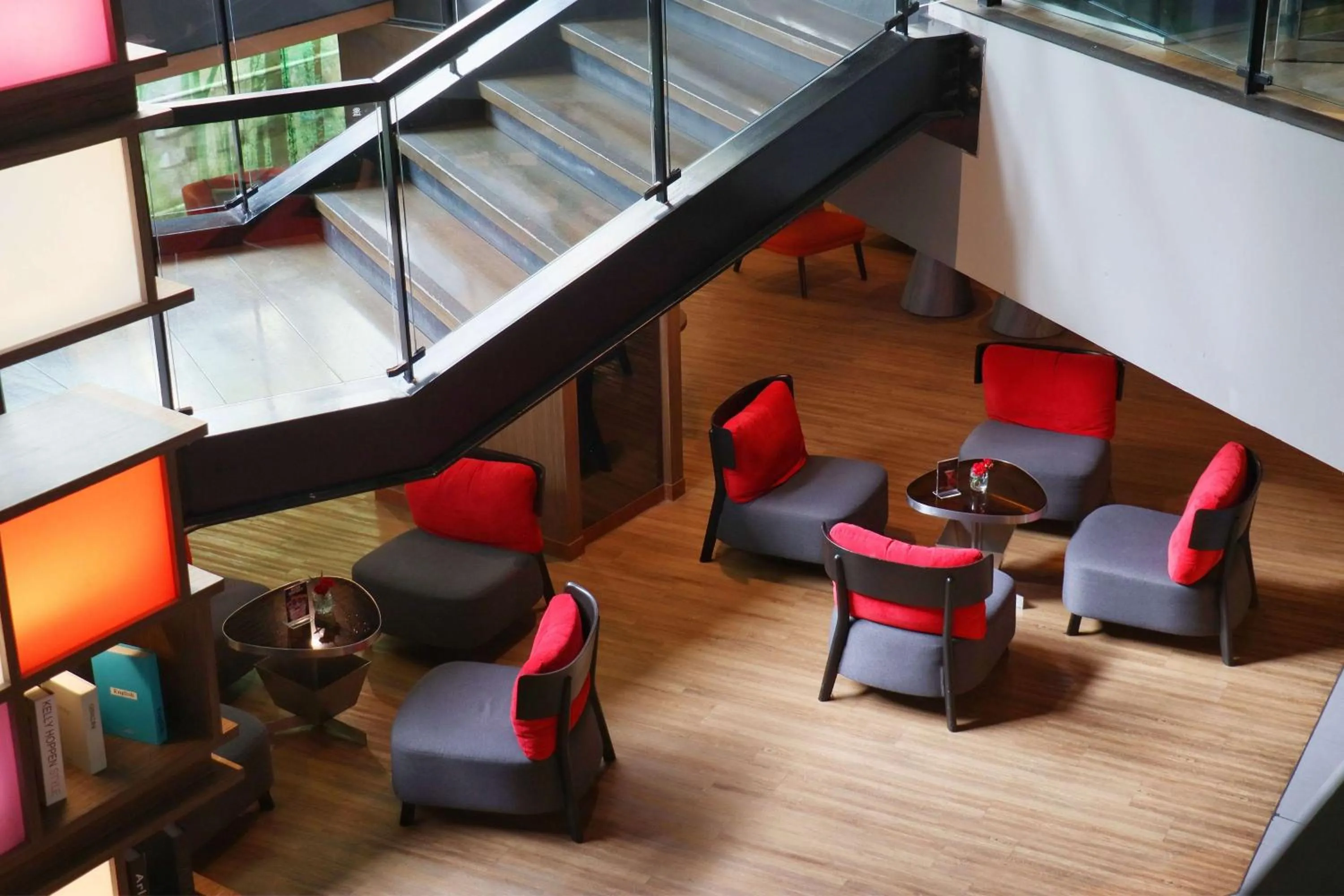 Lobby or reception in Park Plaza Bangkok Soi 18