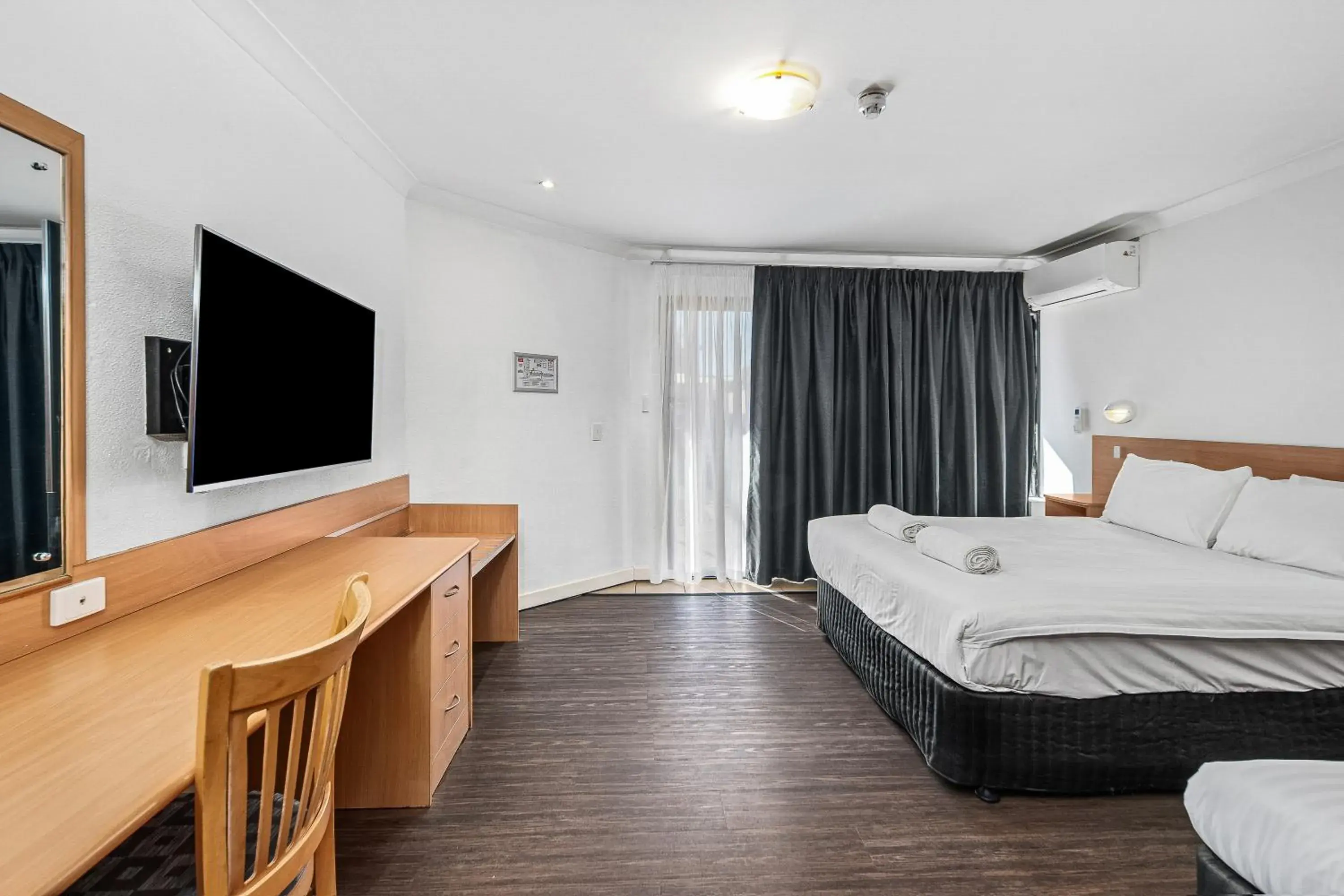 Deluxe Queen Twin in Diplomat Hotel Alice Springs Deluxe Queen Twin in Diplomat Hotel Alice Springs