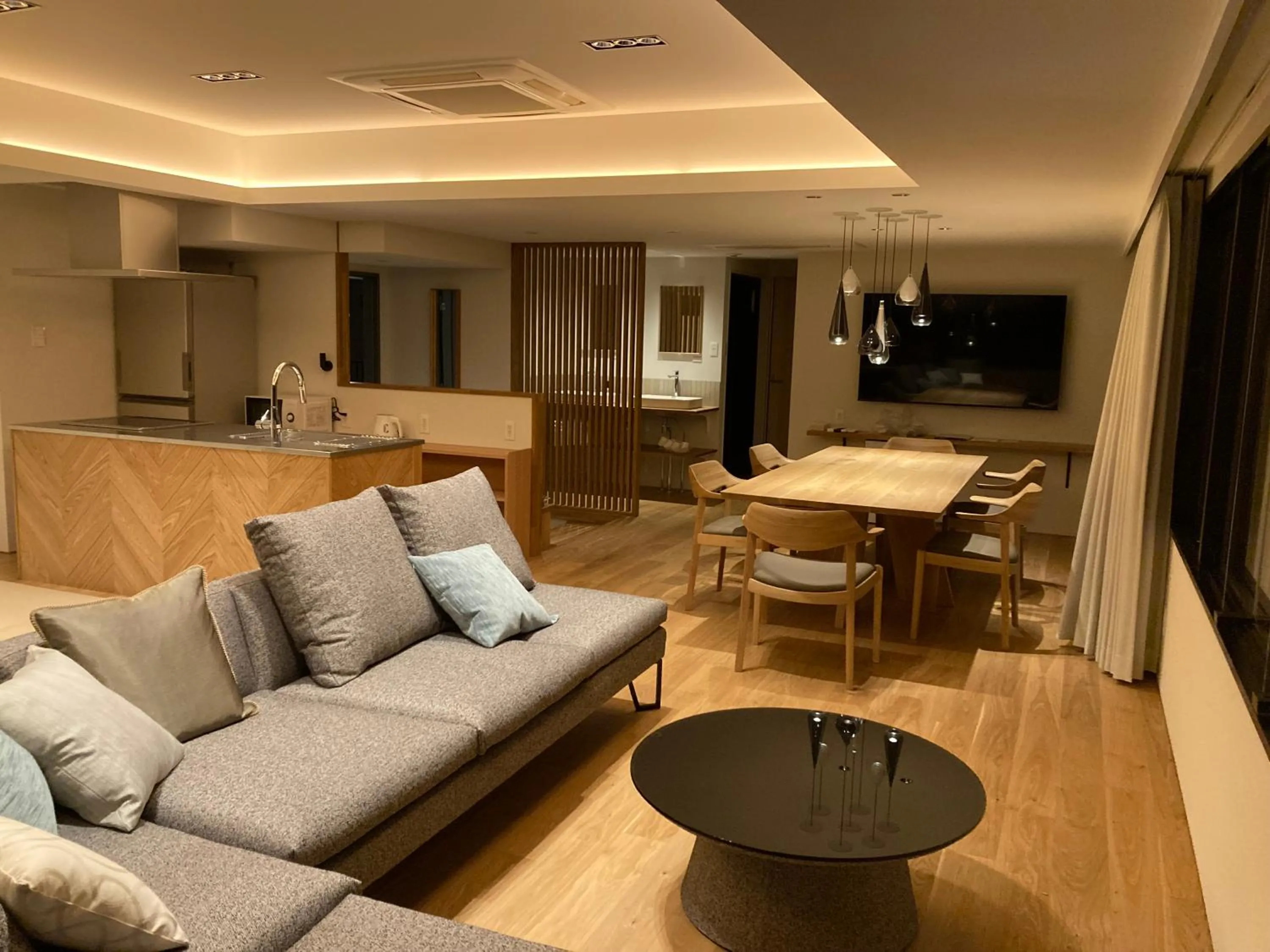 Photo of the whole room in Miyajima Coral Hotel