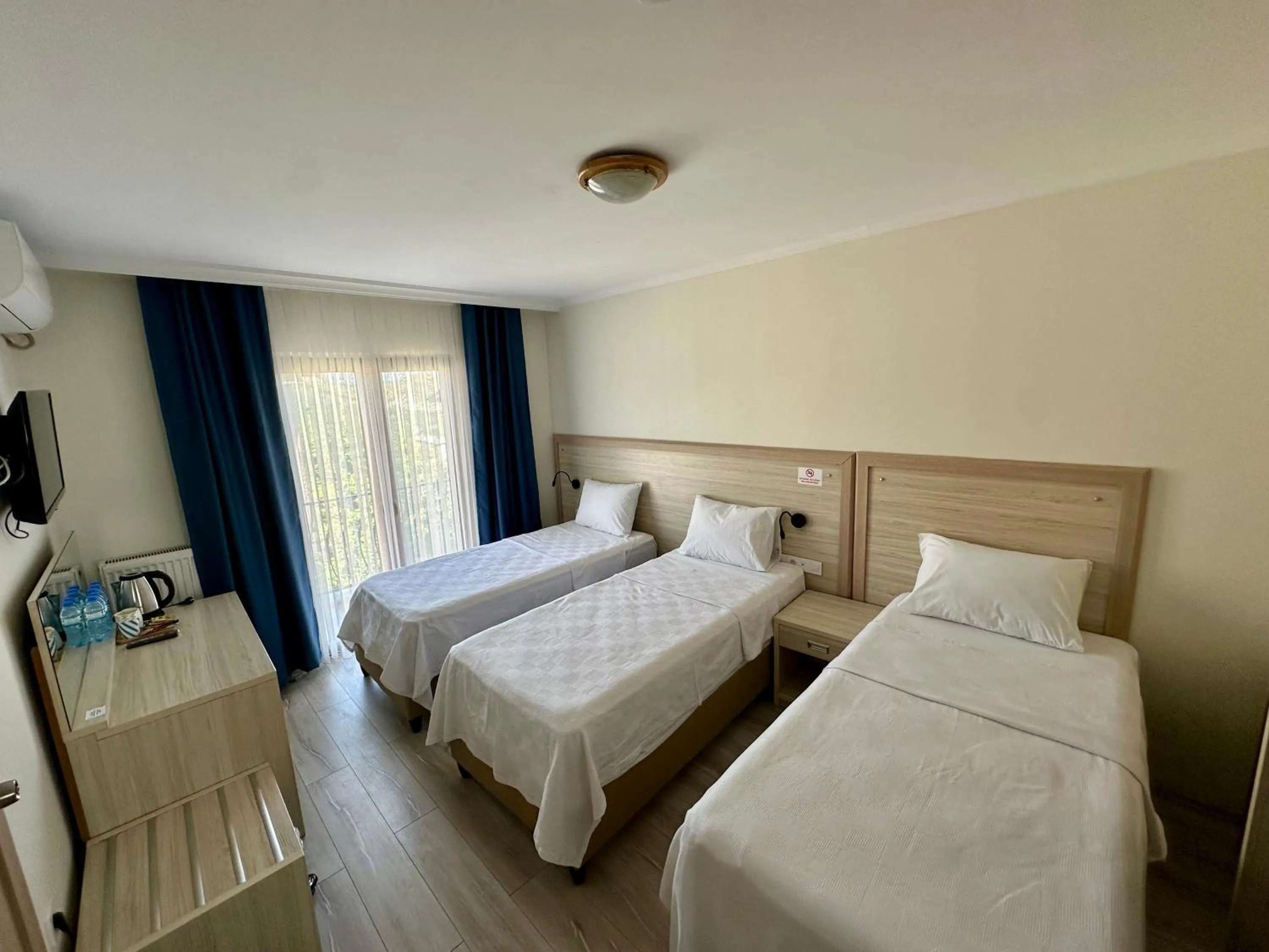 Photo of the whole room, Bed in The Yücedağ Hotel